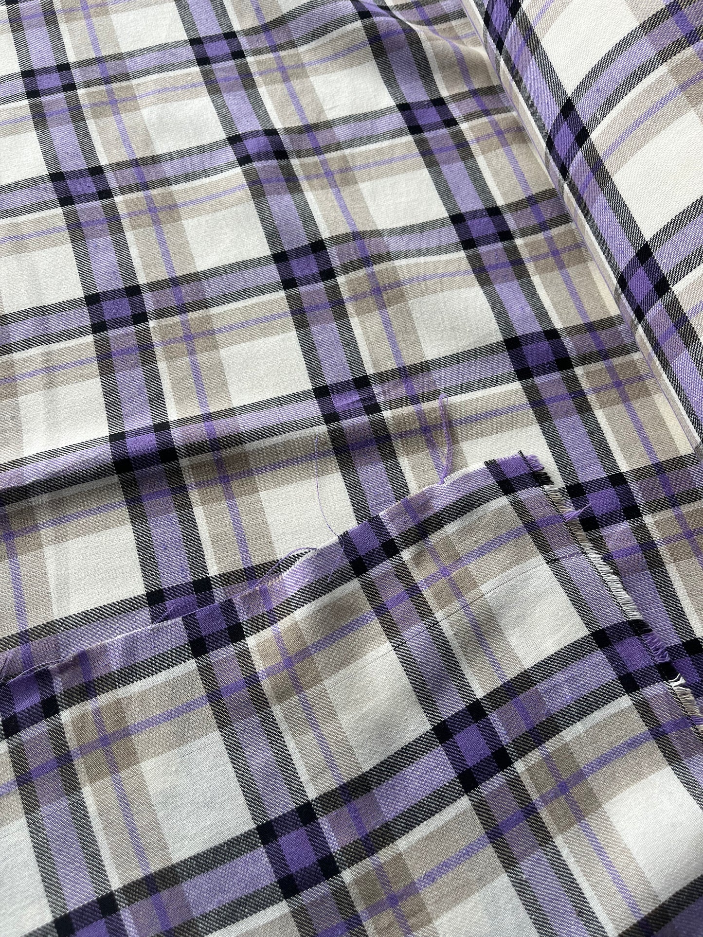 LISA 008 purple/ecru check cotton