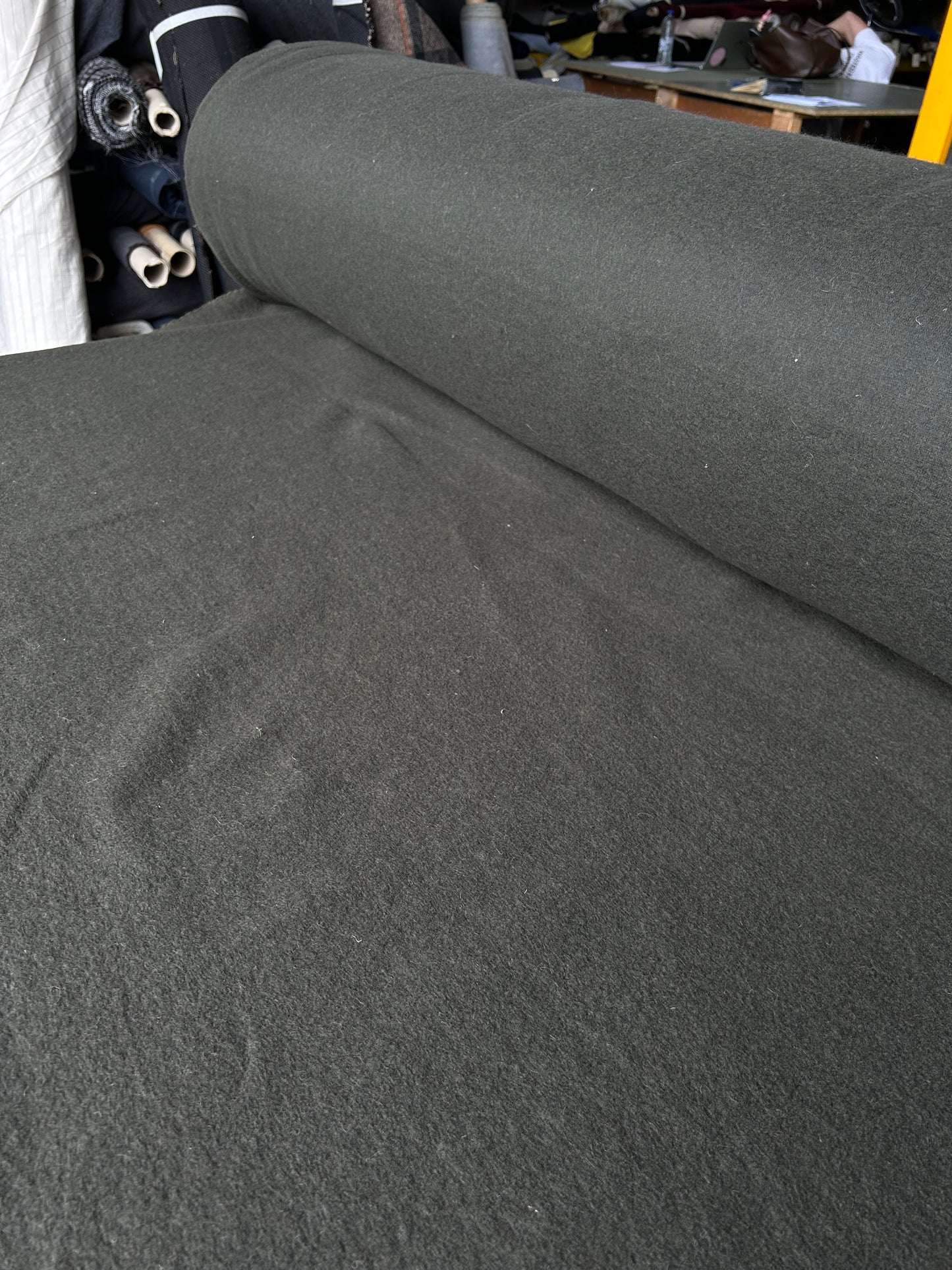 LISA 086 Hunter Green heavy boiled wool