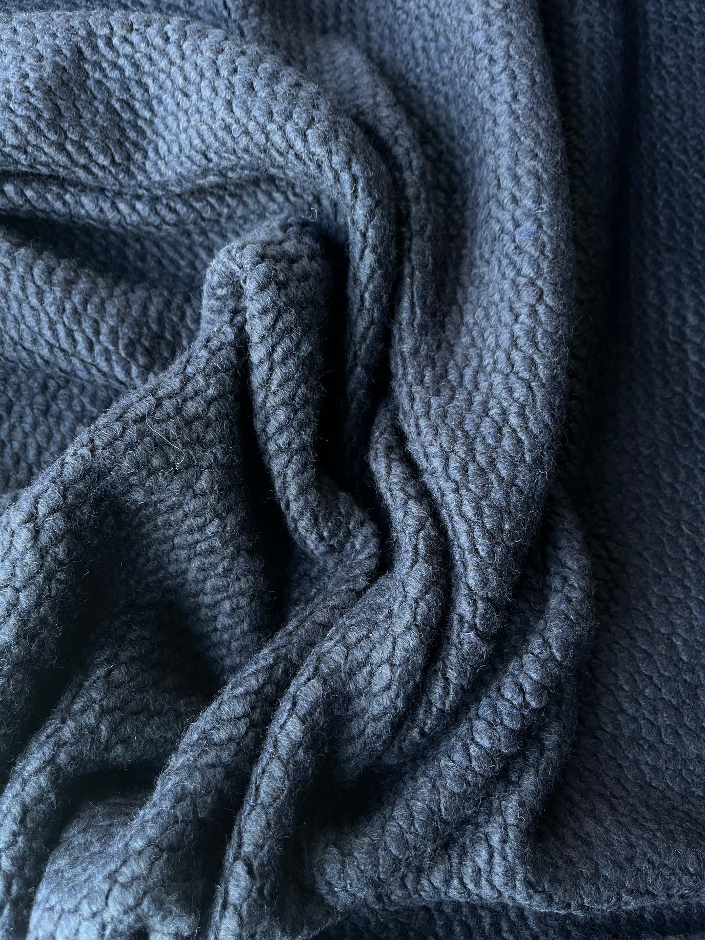 LISA 024 boiled wool with small bouclette navy