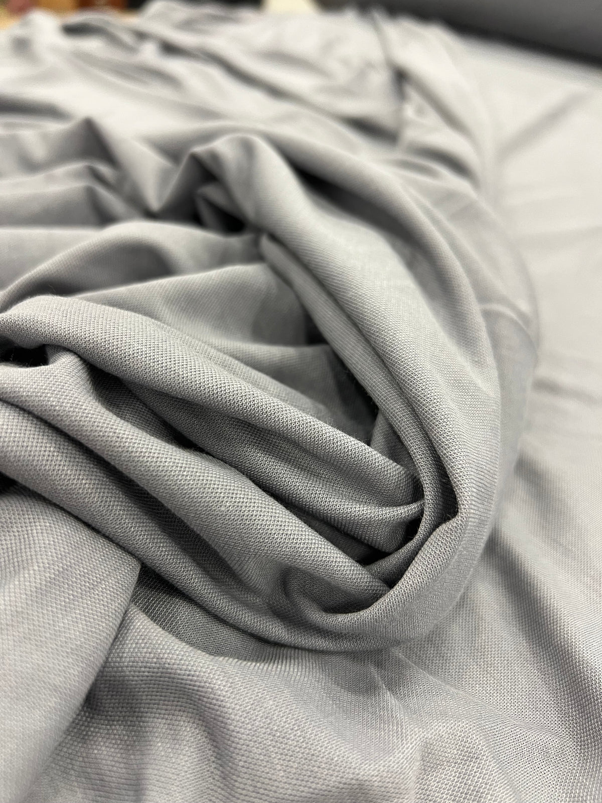 Enrique 013 viscose drape mid grey