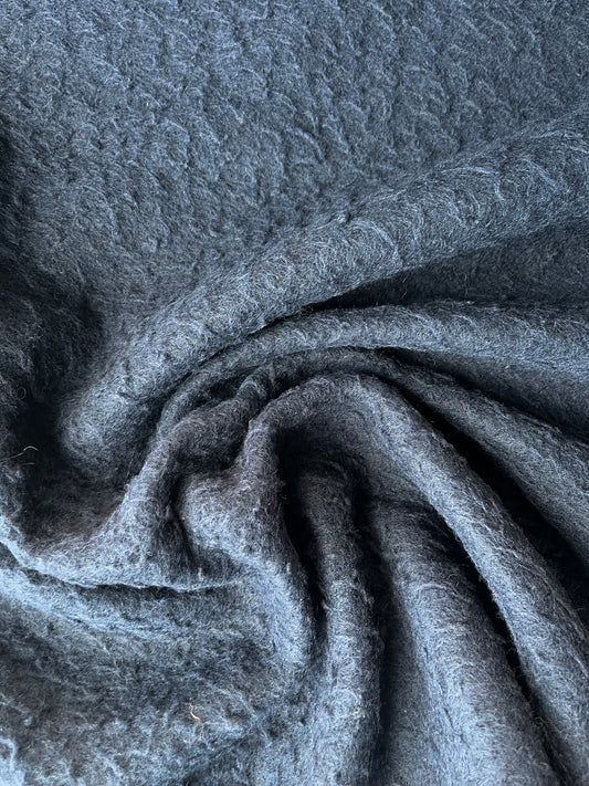LISA 018 boiled wool messy navy