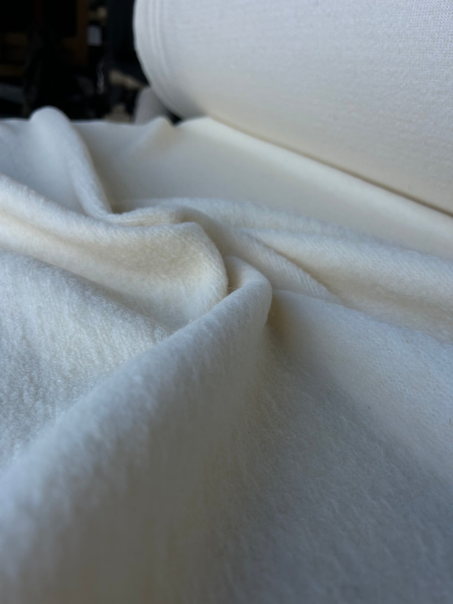 LISA 071 ecru heavy boiled wool