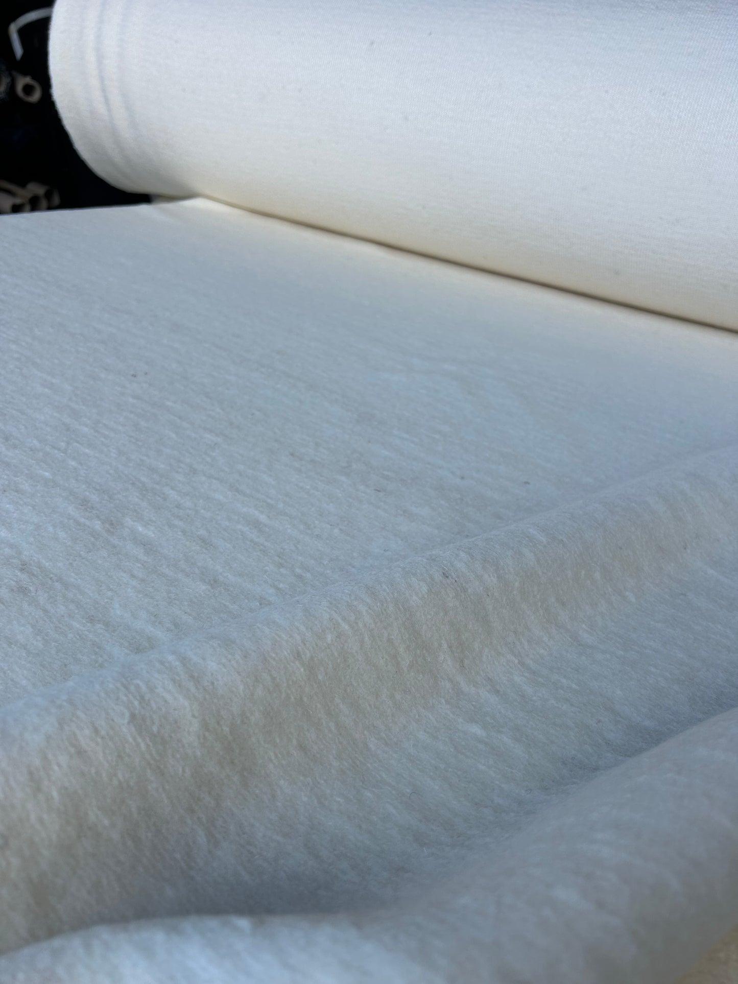 LISA 071 ecru heavy boiled wool