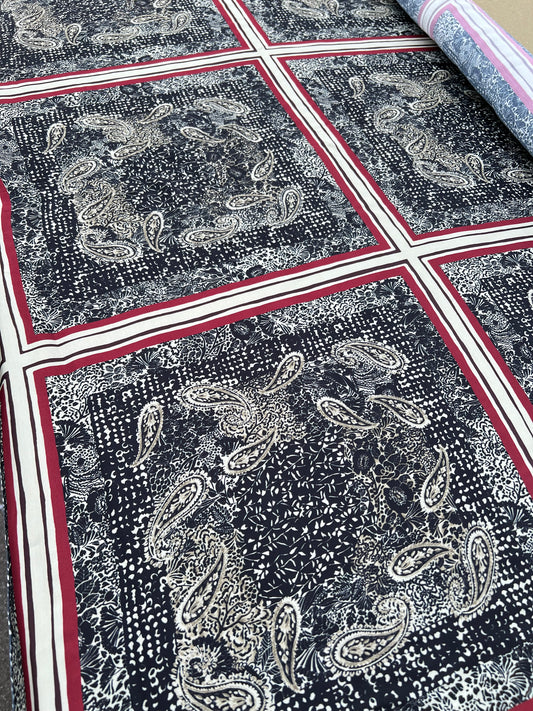 Fiona 021 satin viscose foulard with cashmere print