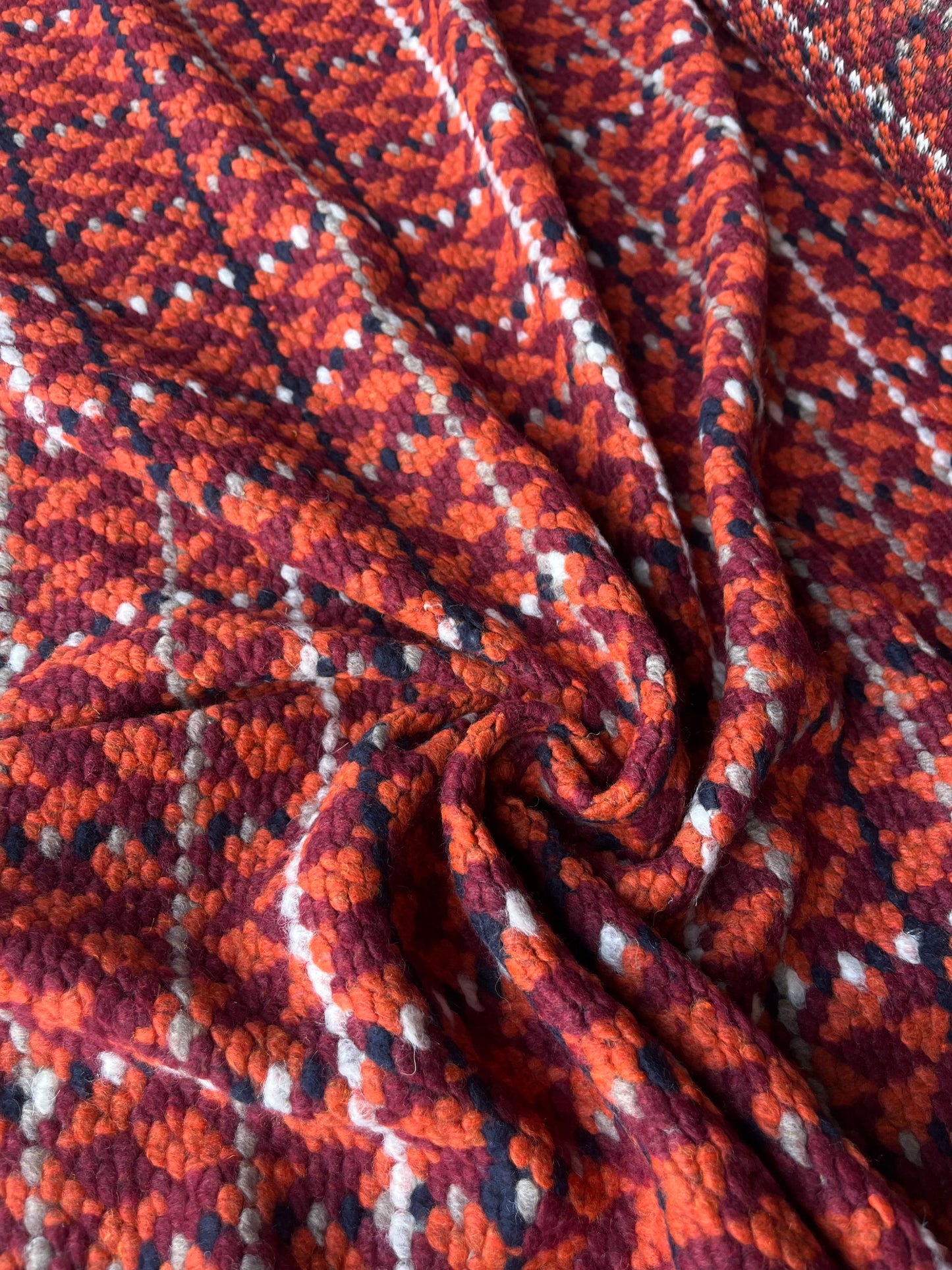 LISA 059  boiled wool with small bouclette orange/red small design