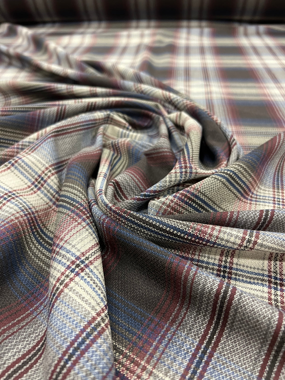 Enrique 018 colorwoven checkered viscose