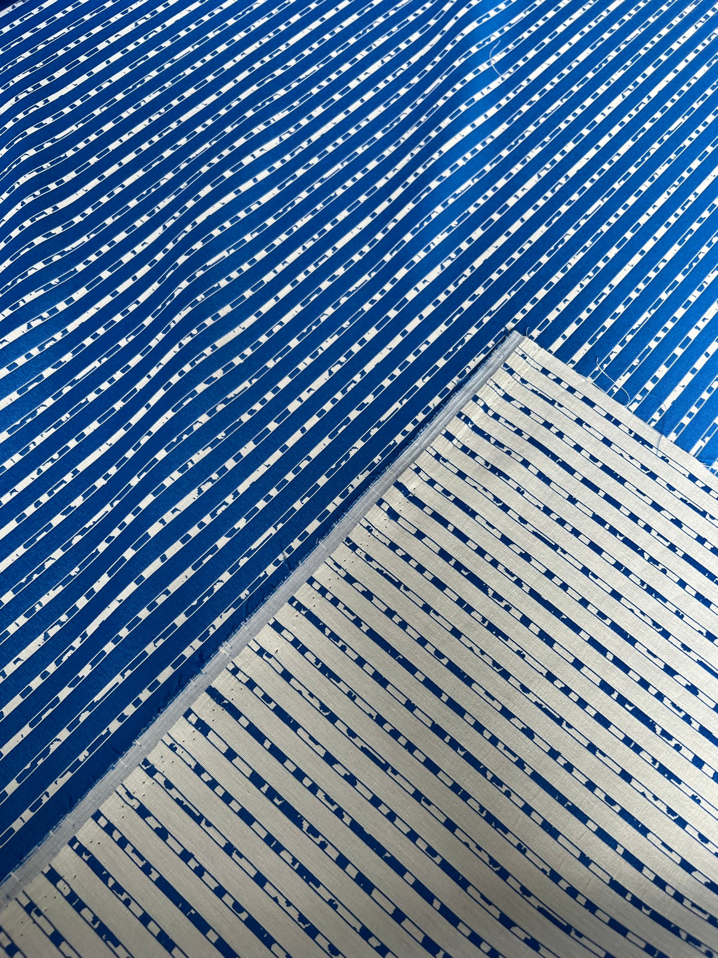 Wallet on diet 023 cotton stretch jacquard blue/white