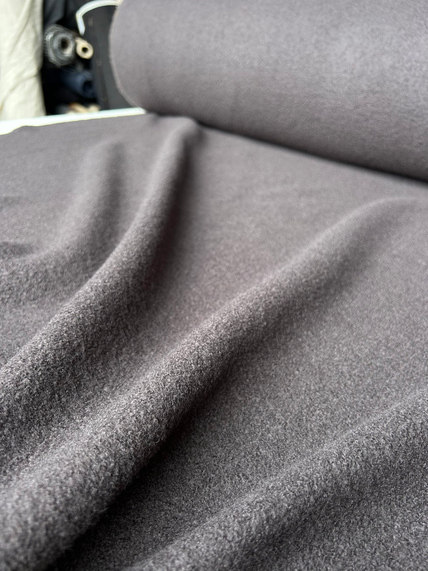 LISA 080 boiled wool dark brown