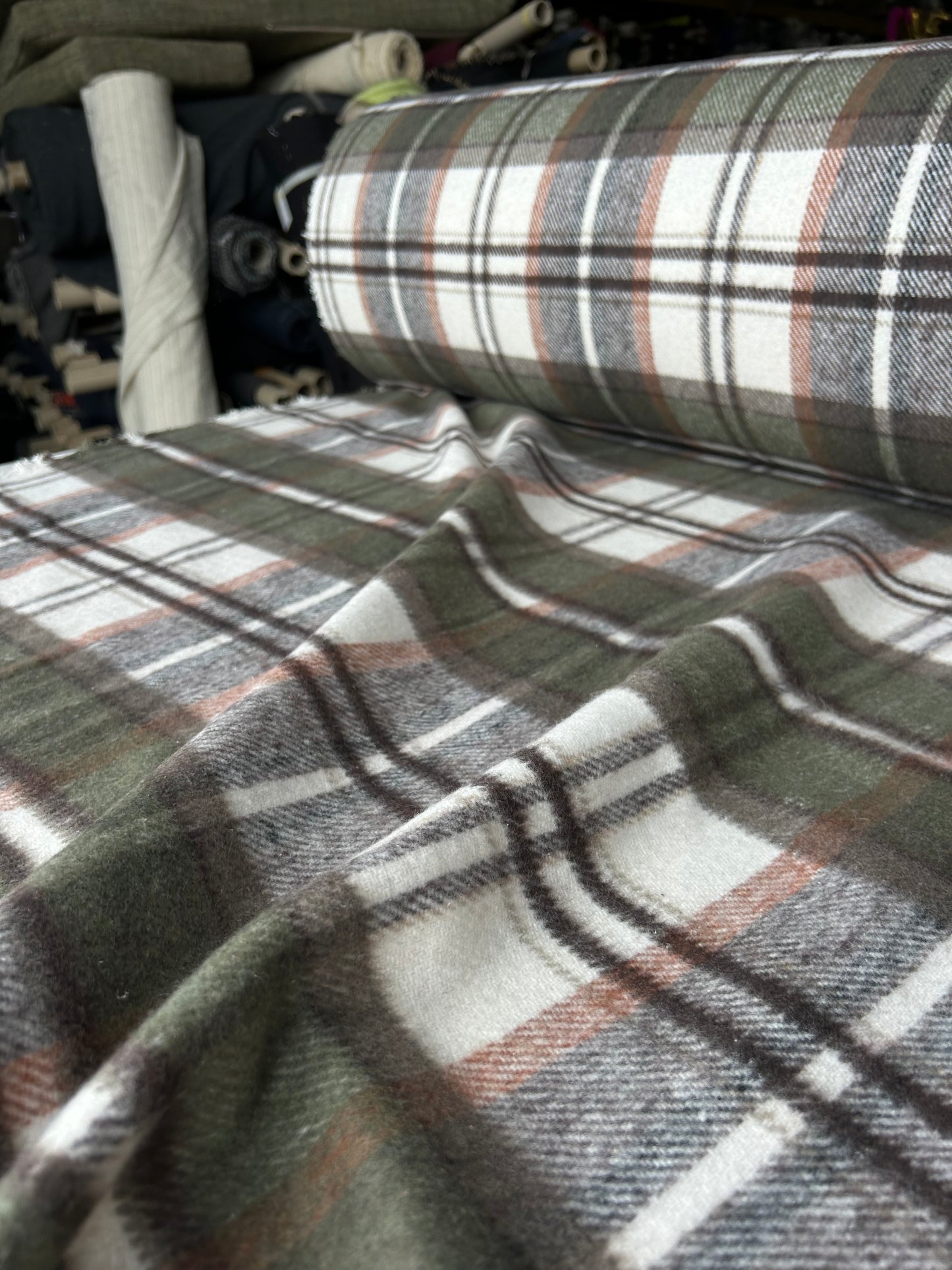 LISA 081 khaki/brown/ecru checkered heavy cotton