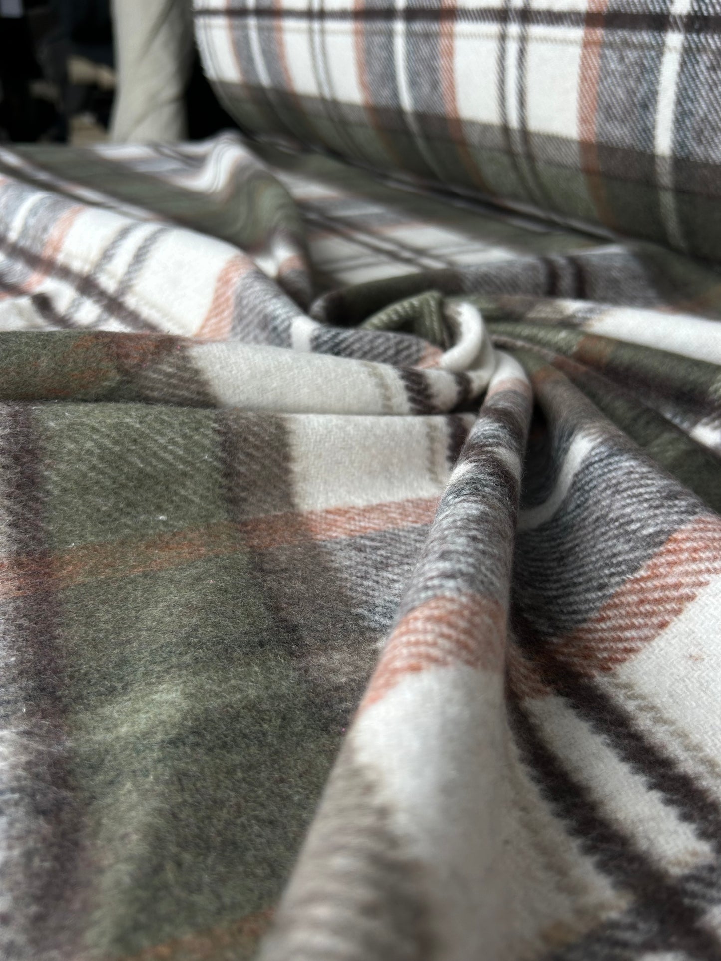 LISA 081 khaki/brown/ecru checkered heavy cotton