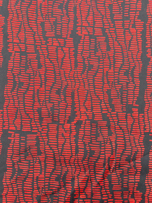 Fiona 019 viscose crêpe black red print
