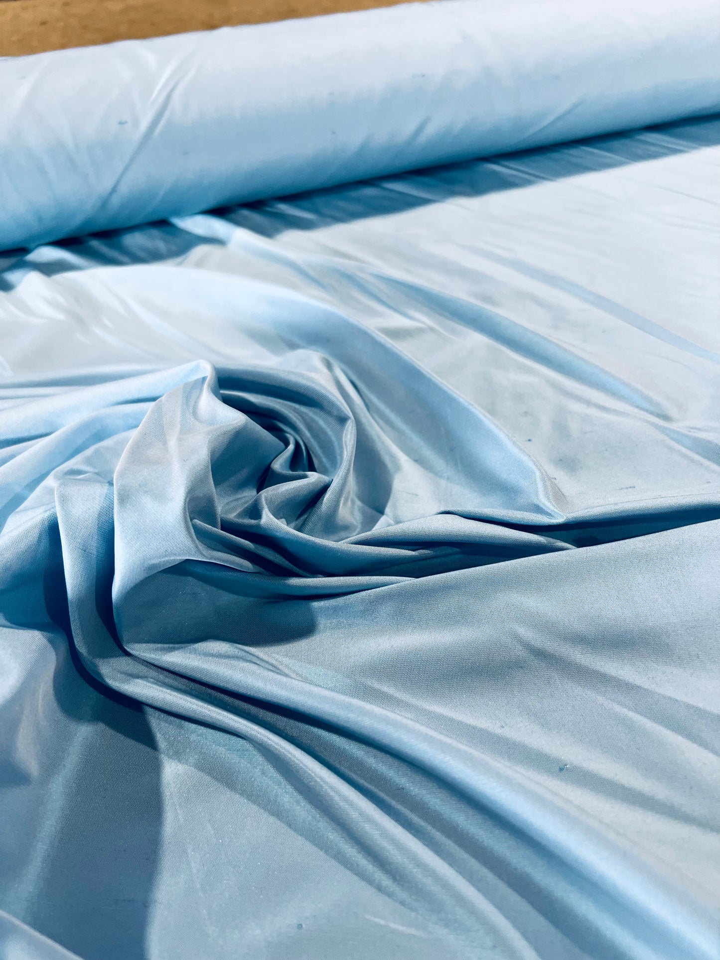 Light Taft 001 sky blue