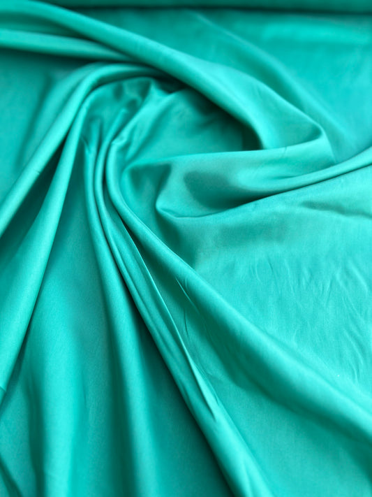 Lining royal green