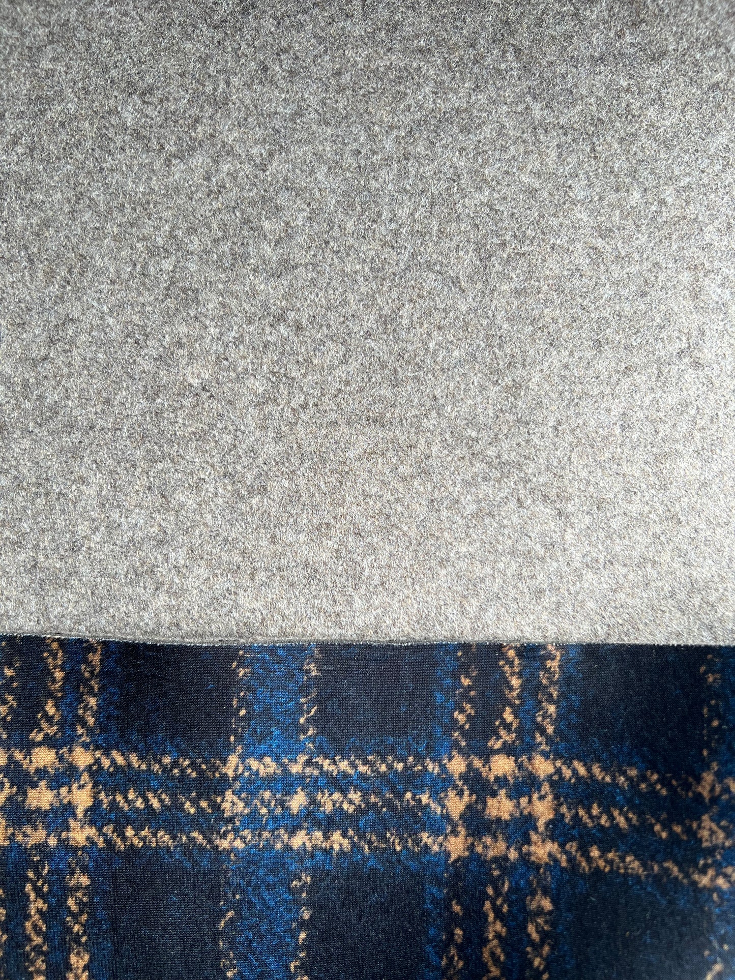 Flip side 002 blue yellow check double face taupe
