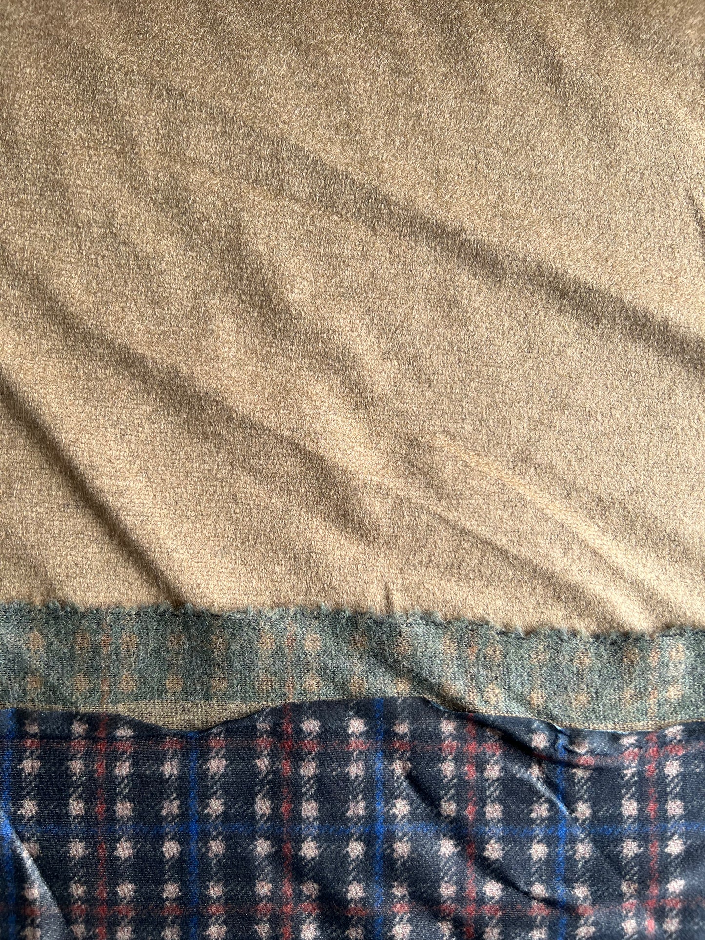 Flip side 005 blue red beige check double face beige