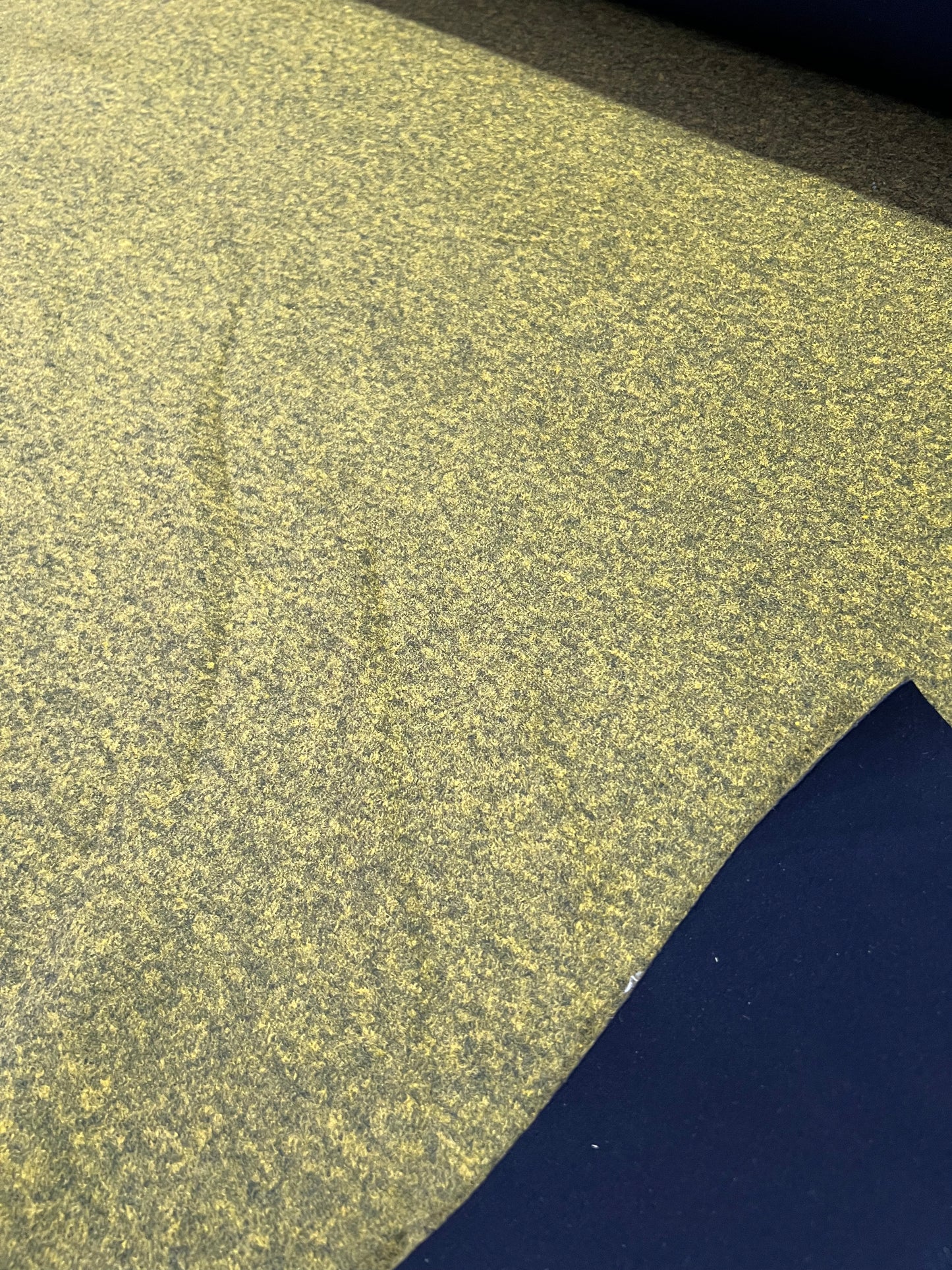 Flip side 028 curry wool double face navy