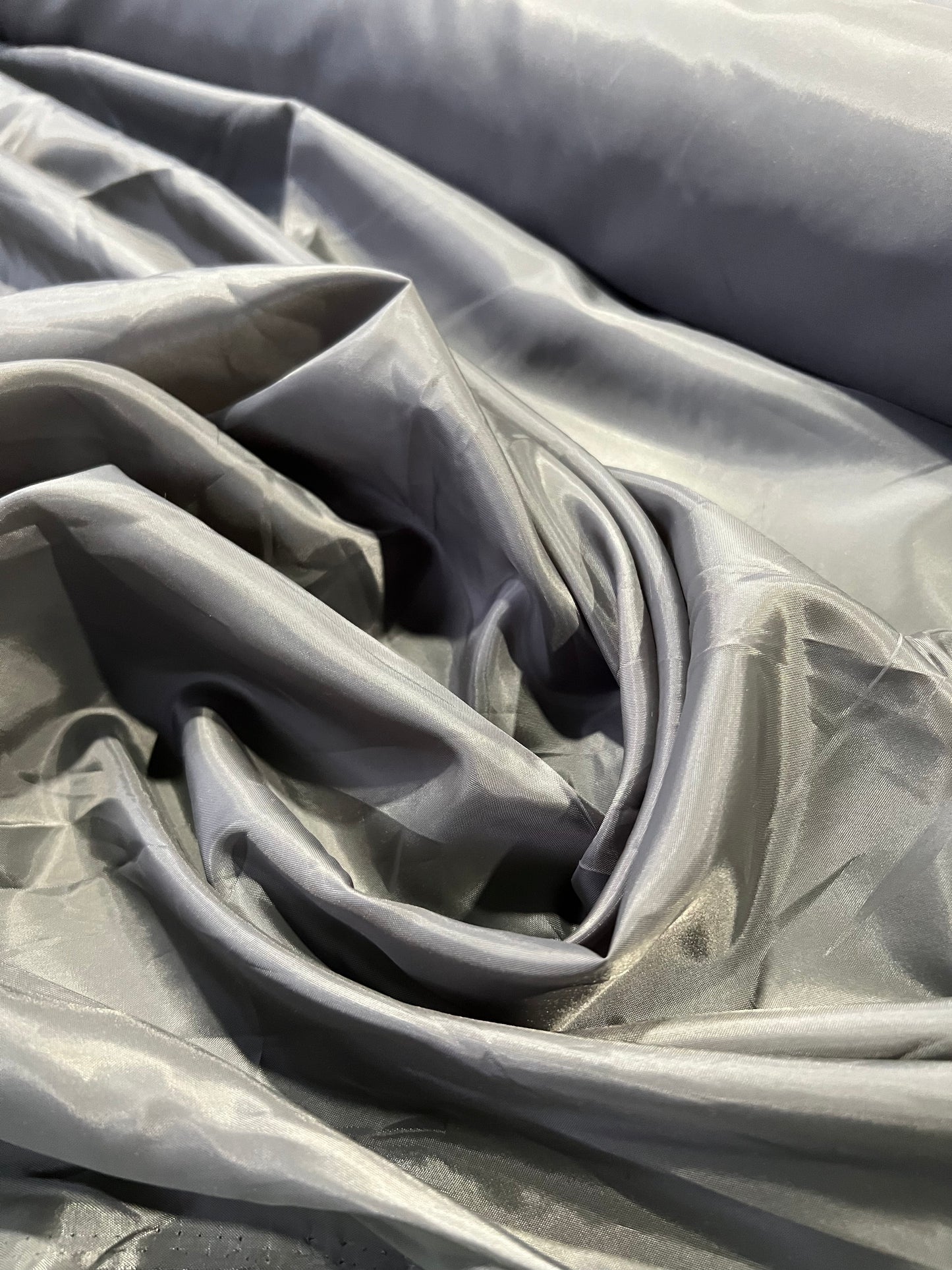 Lining gris