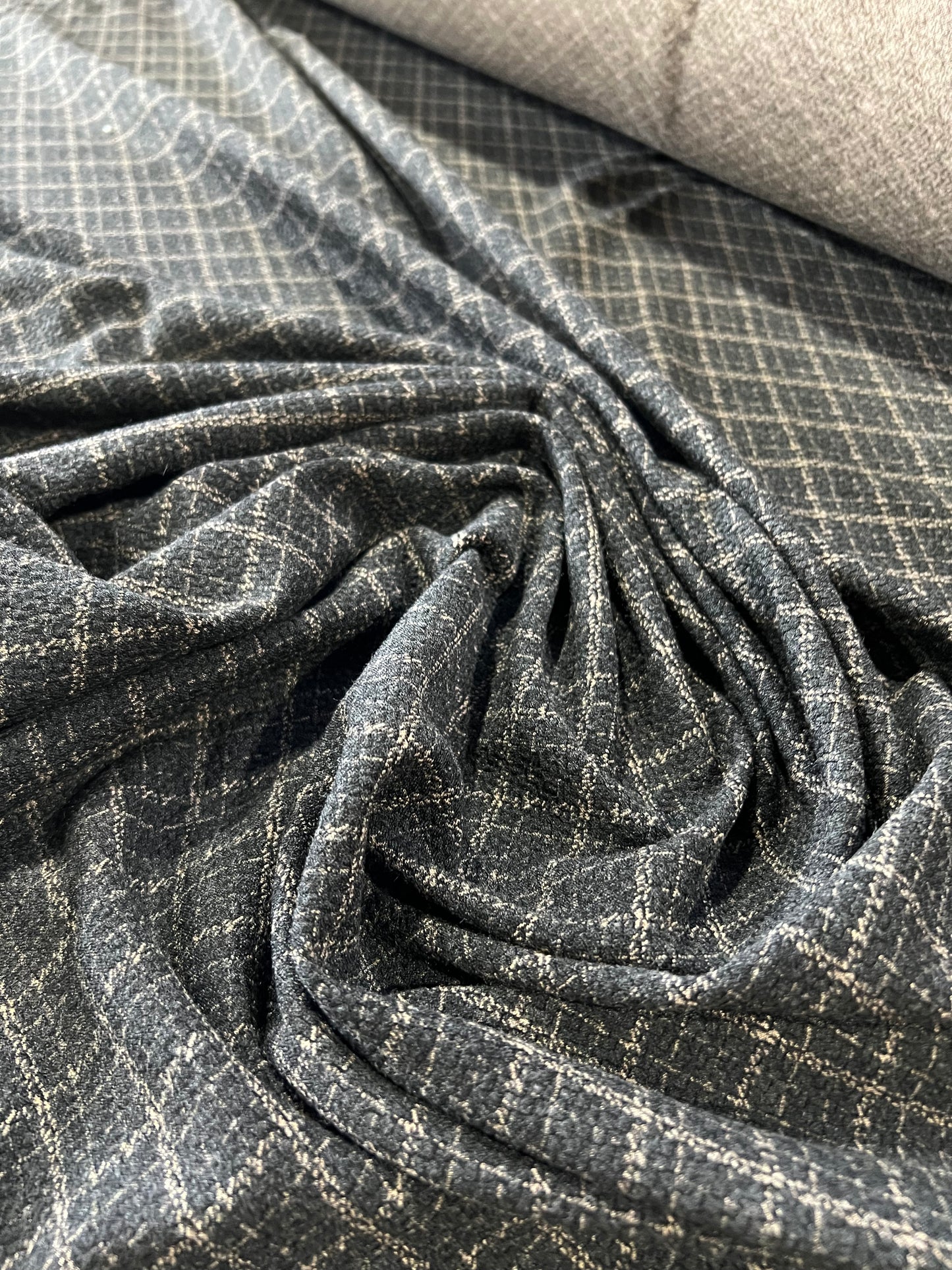 Jeremy 013 jersey jacquard structured black beige