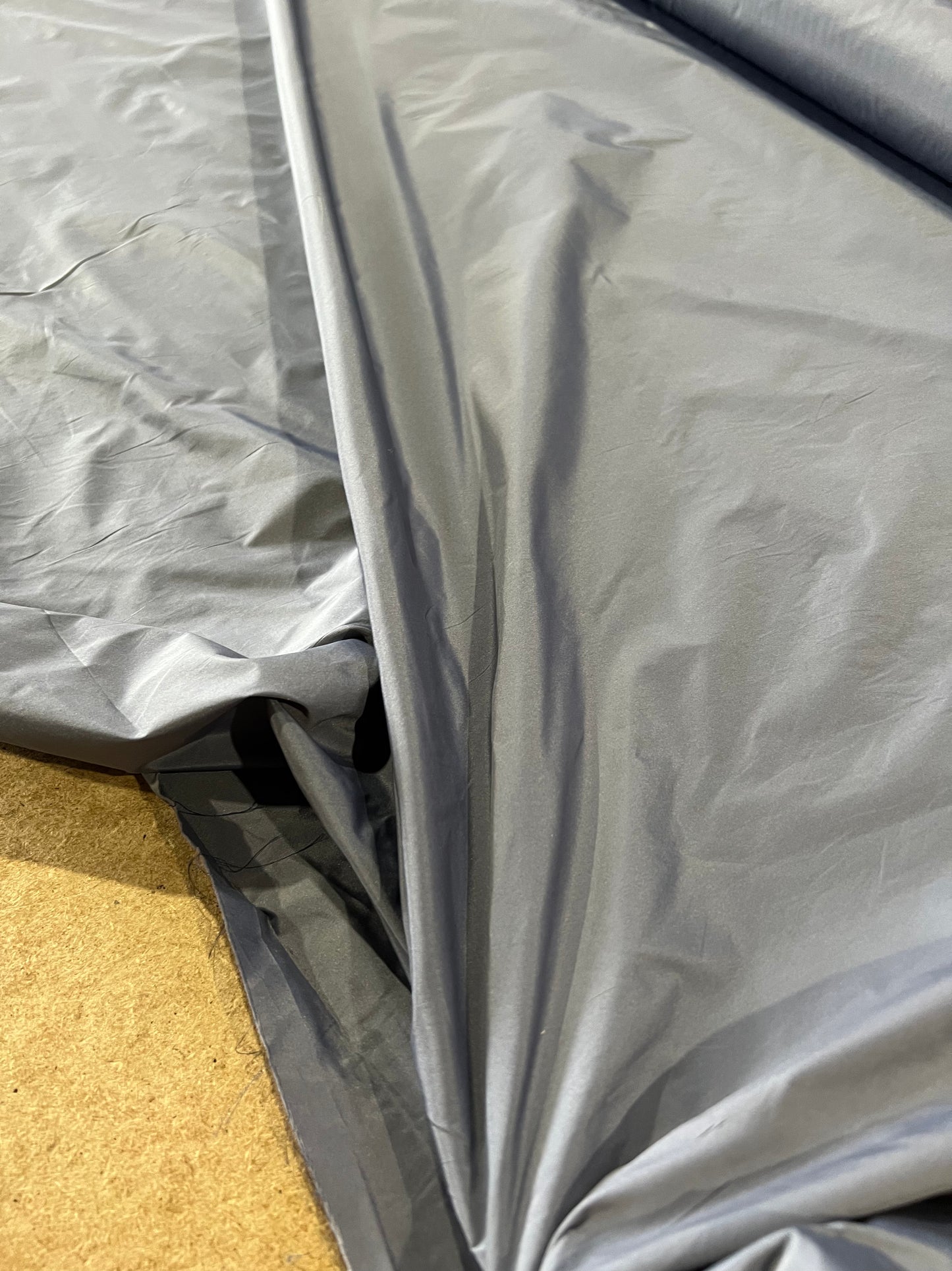 Light Taft 007 mid grey