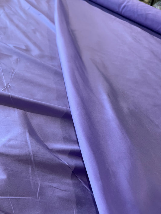 Light Taft 011 stretch lavender