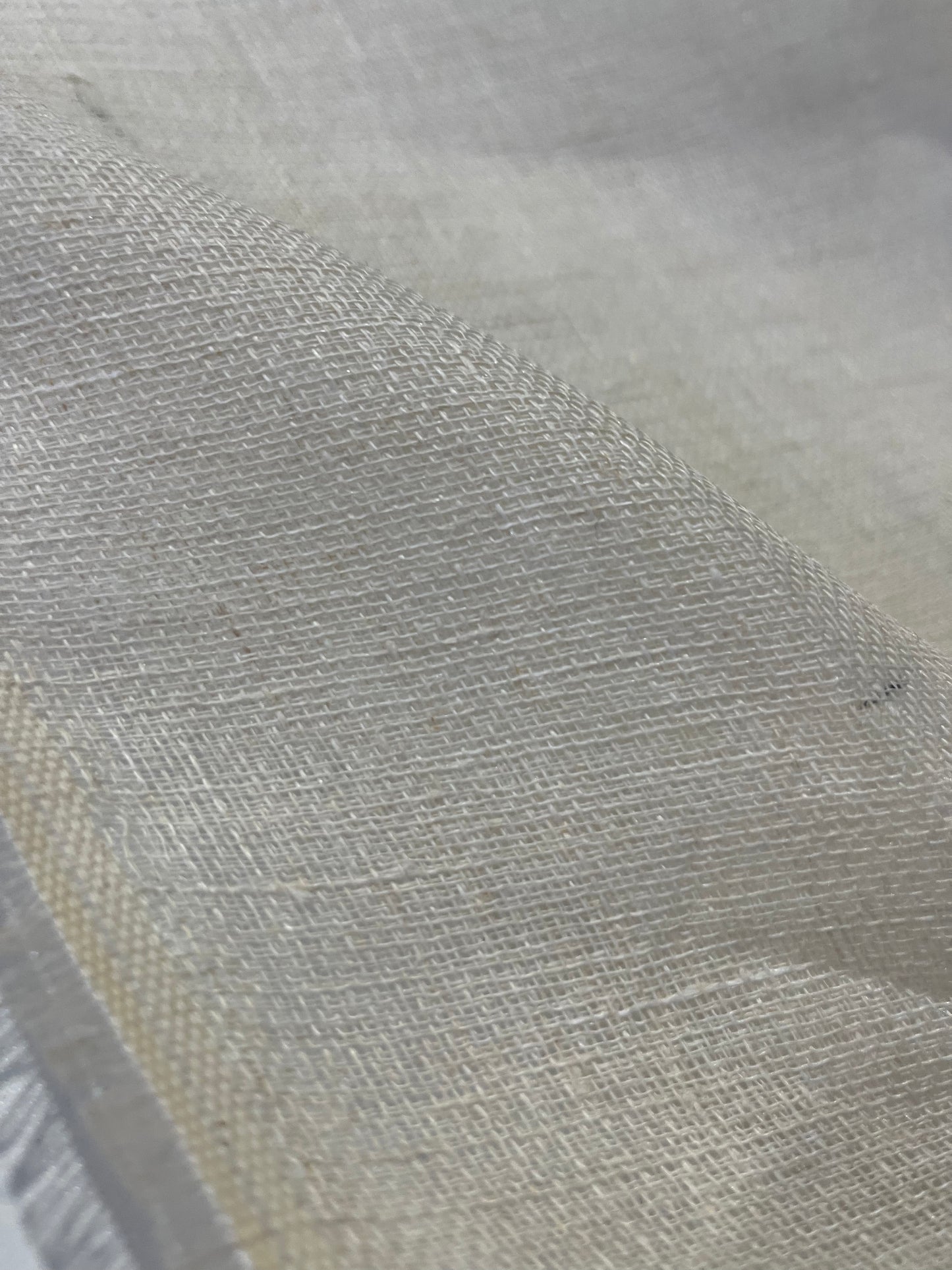 AXELLE 002  100% linen gaze naturel colour