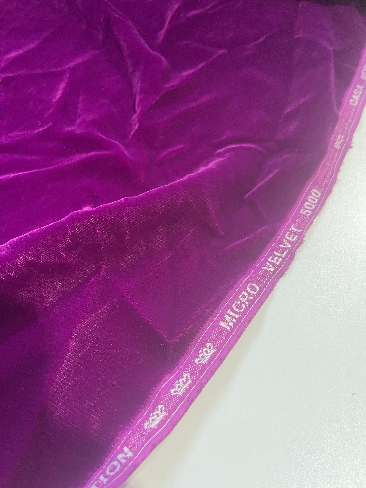 LOTTI 021  micro velvet intense violet