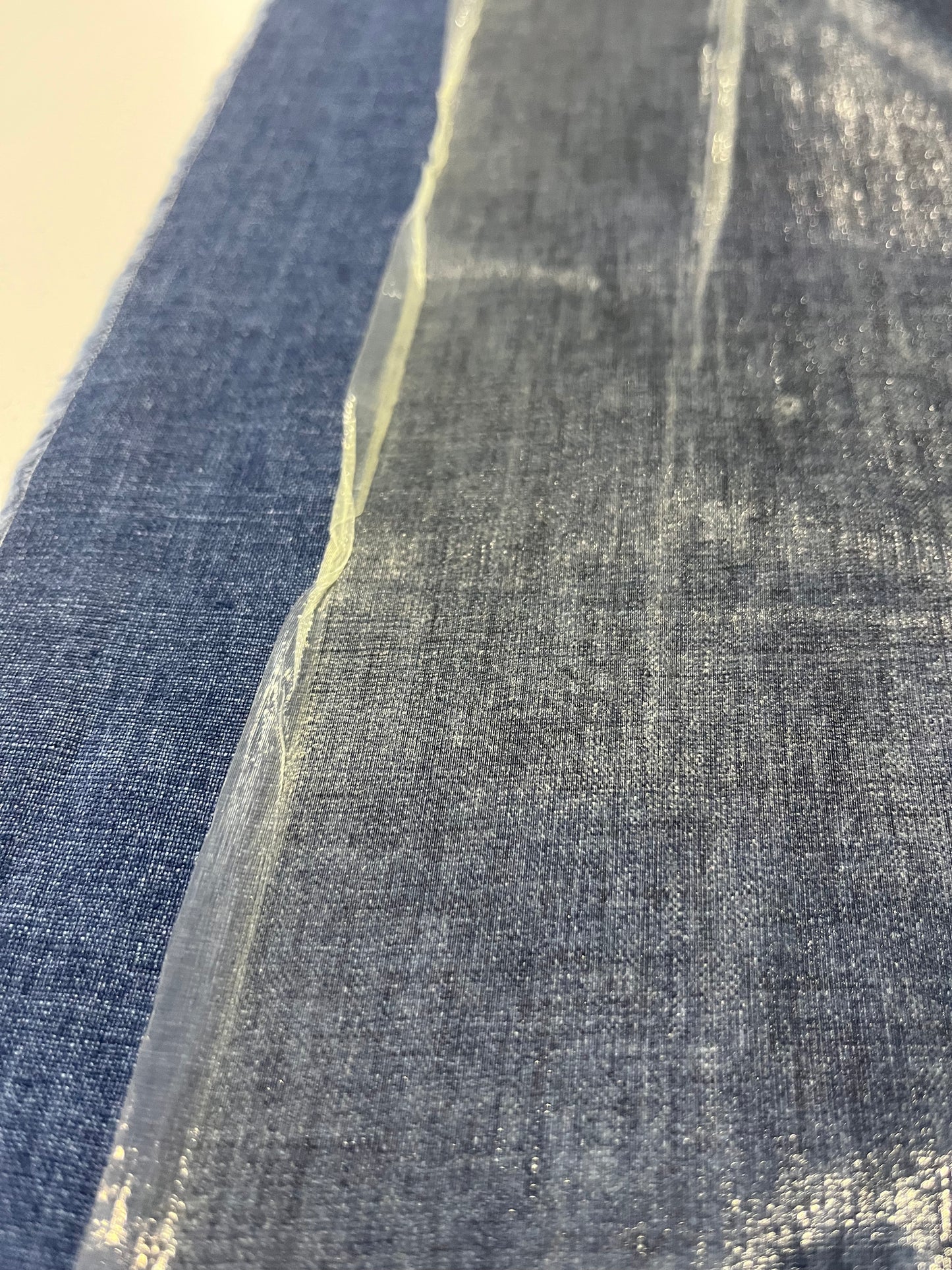 AXELLE 004 coated linen indigo