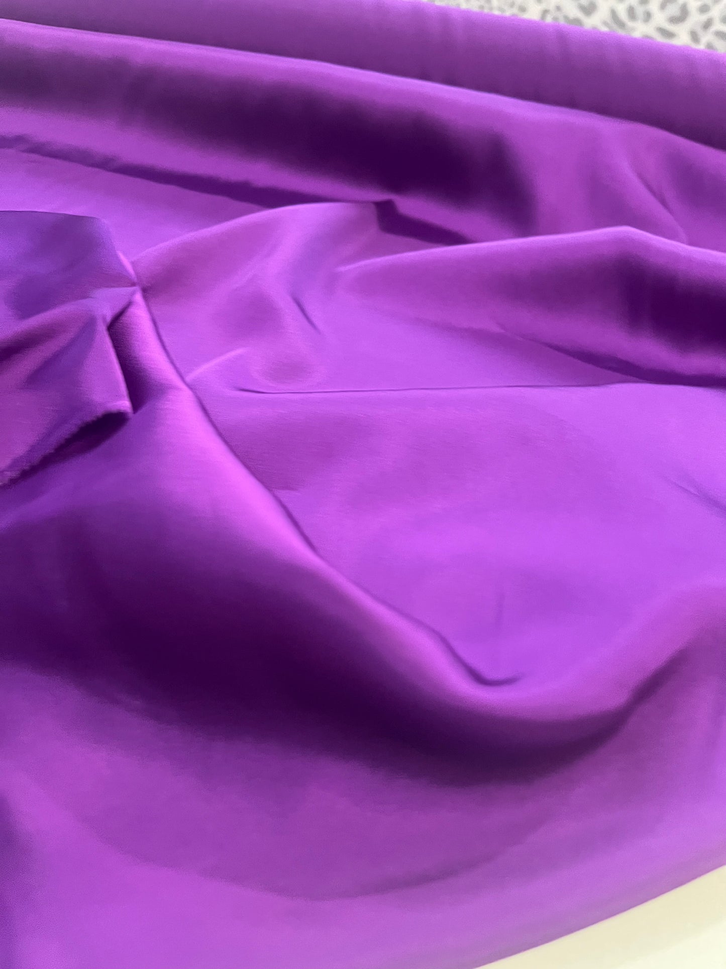 LOTTI 022 satin stretch intense violet