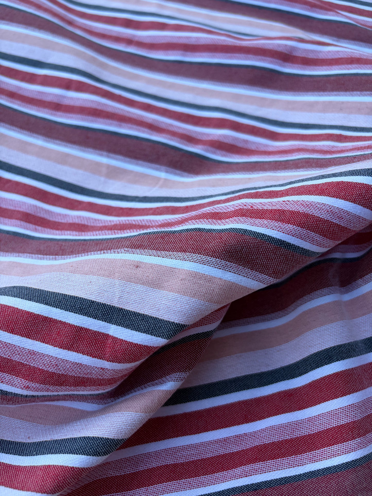 BART 025 red/old pink striped cotton bengaline