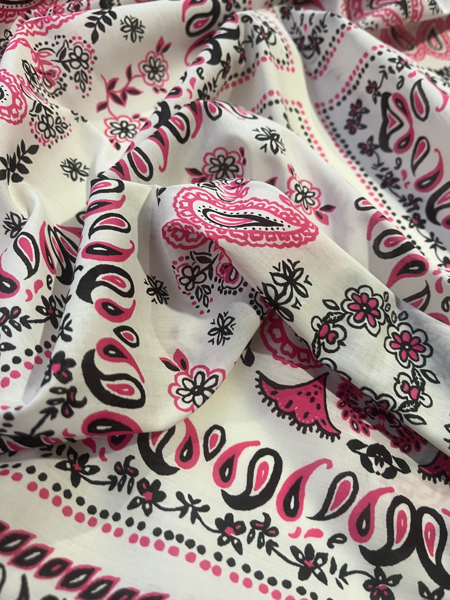 LOTTI 024 cotton poplin cashemere foulard style