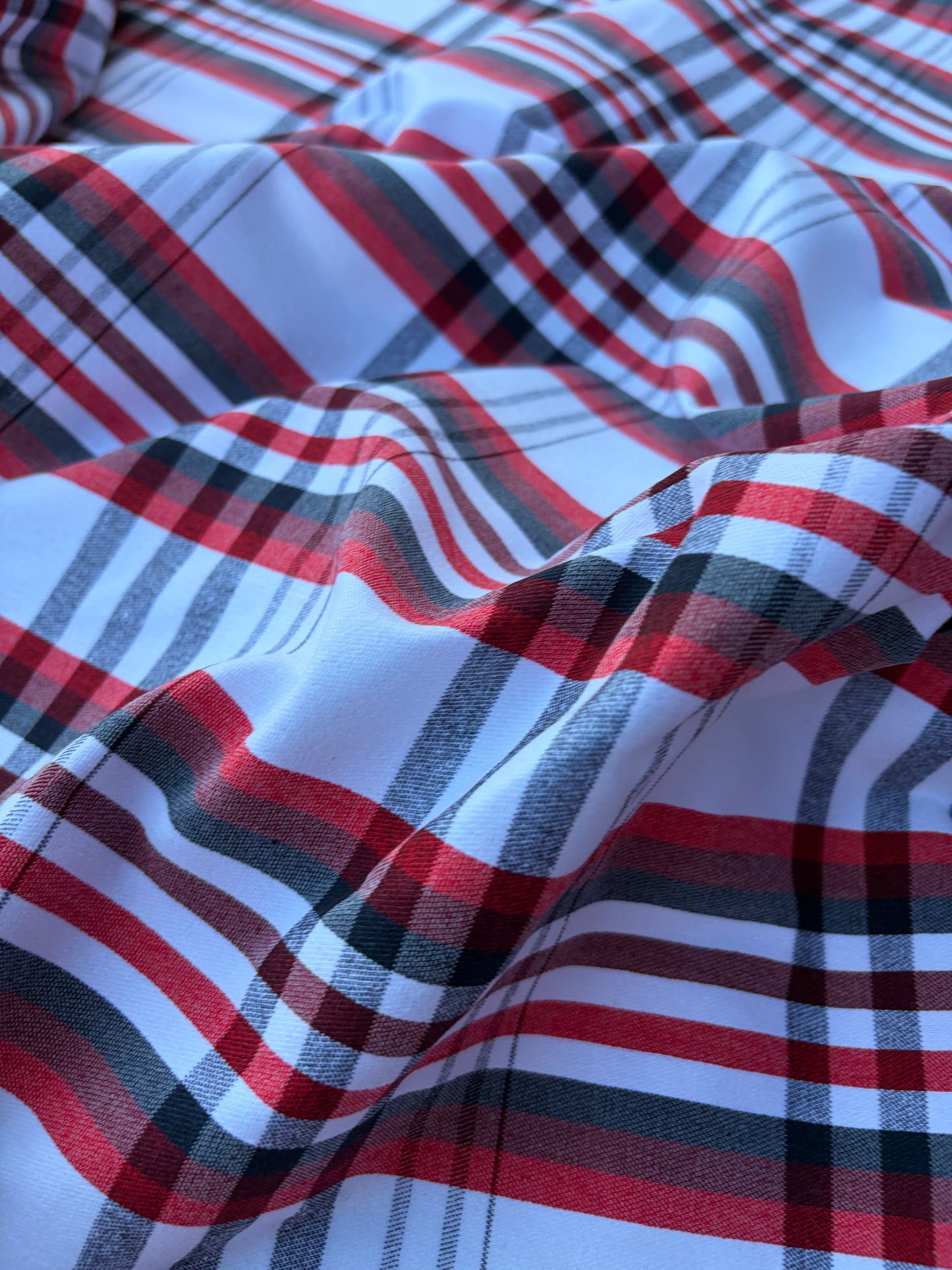 BART 026 red/white  checkered cotton bengaline