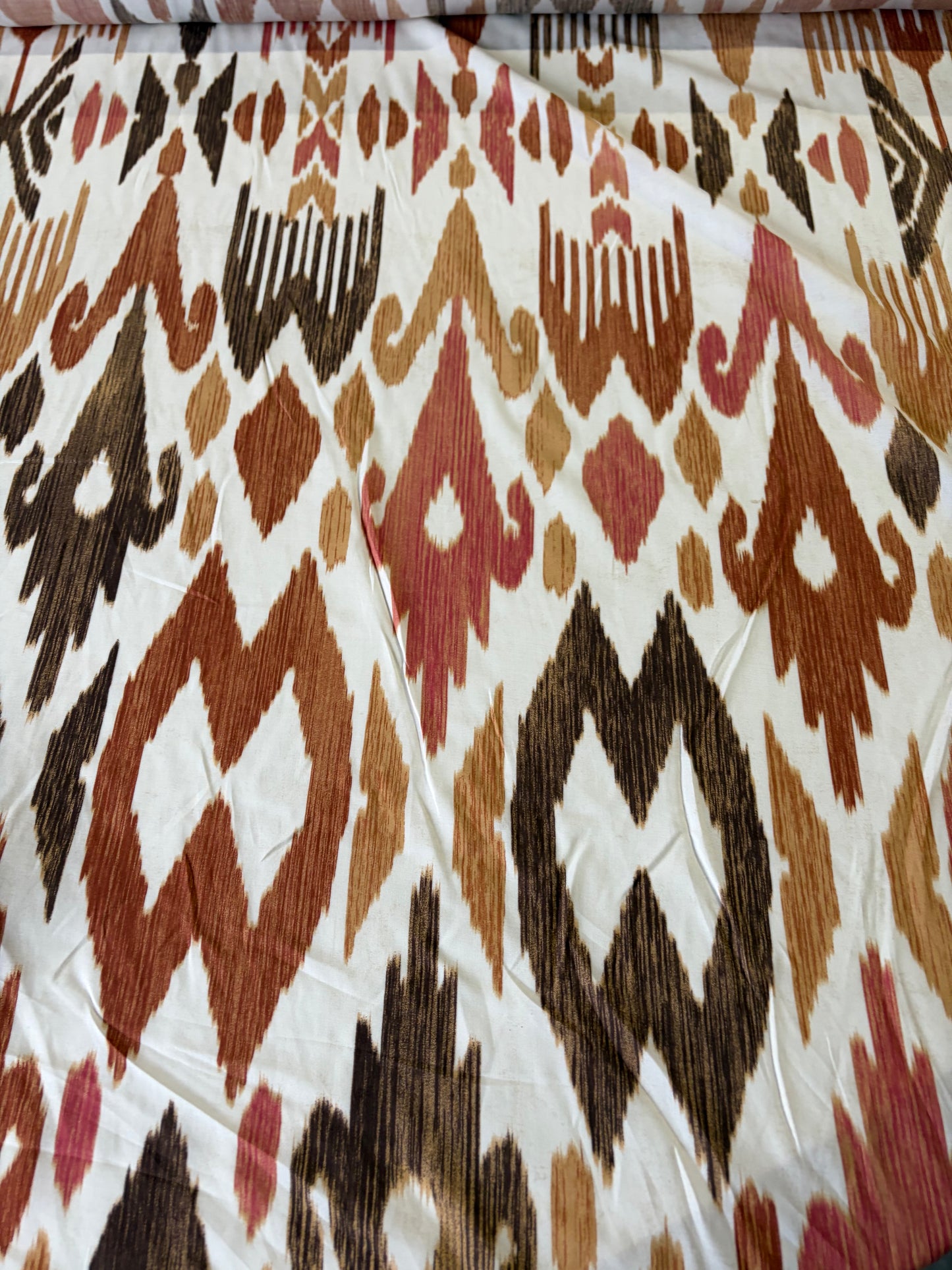 STAN 003 viscose ethnical print