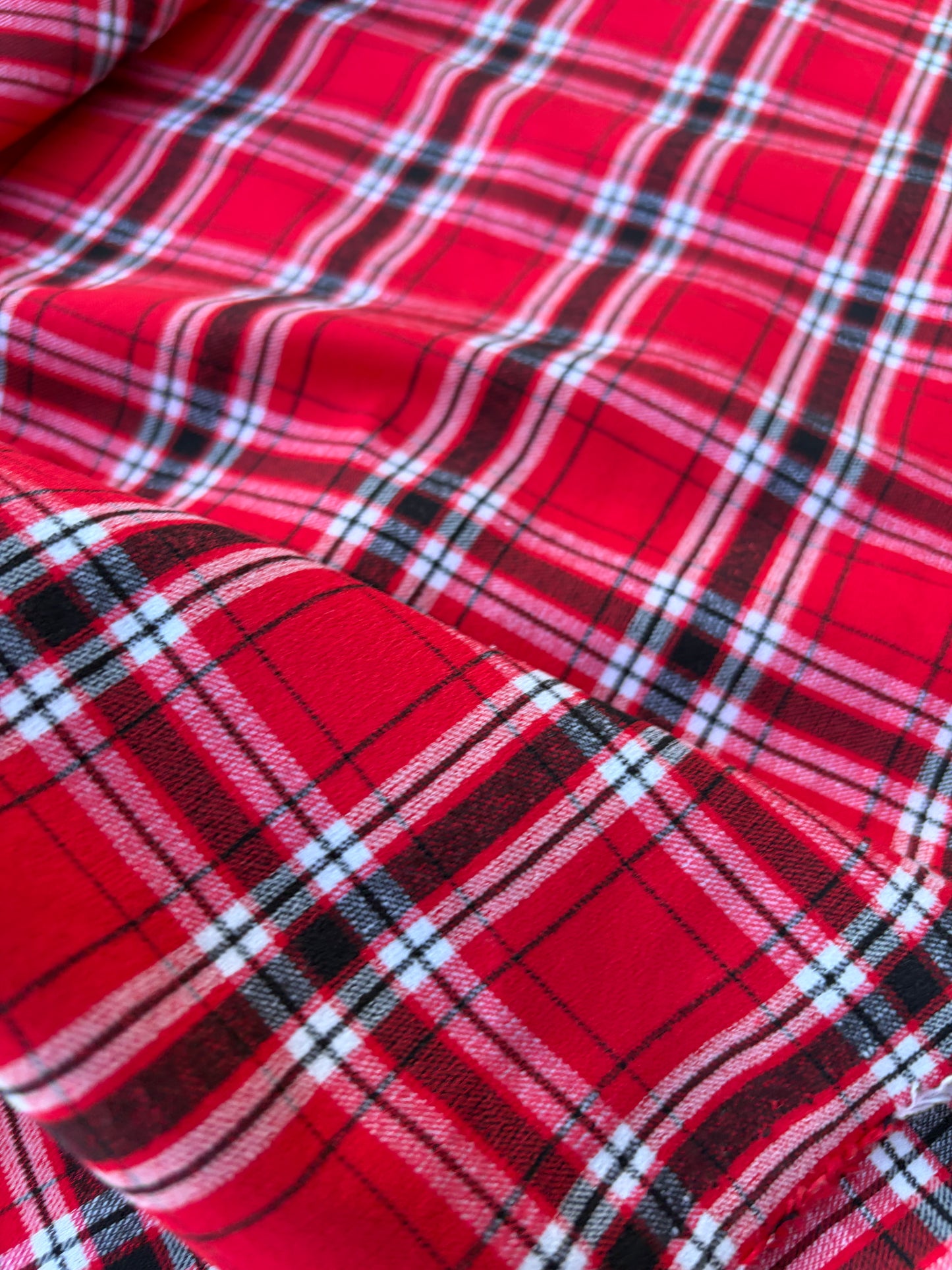 BART 027 red/white  classical checkered cotton bengaline