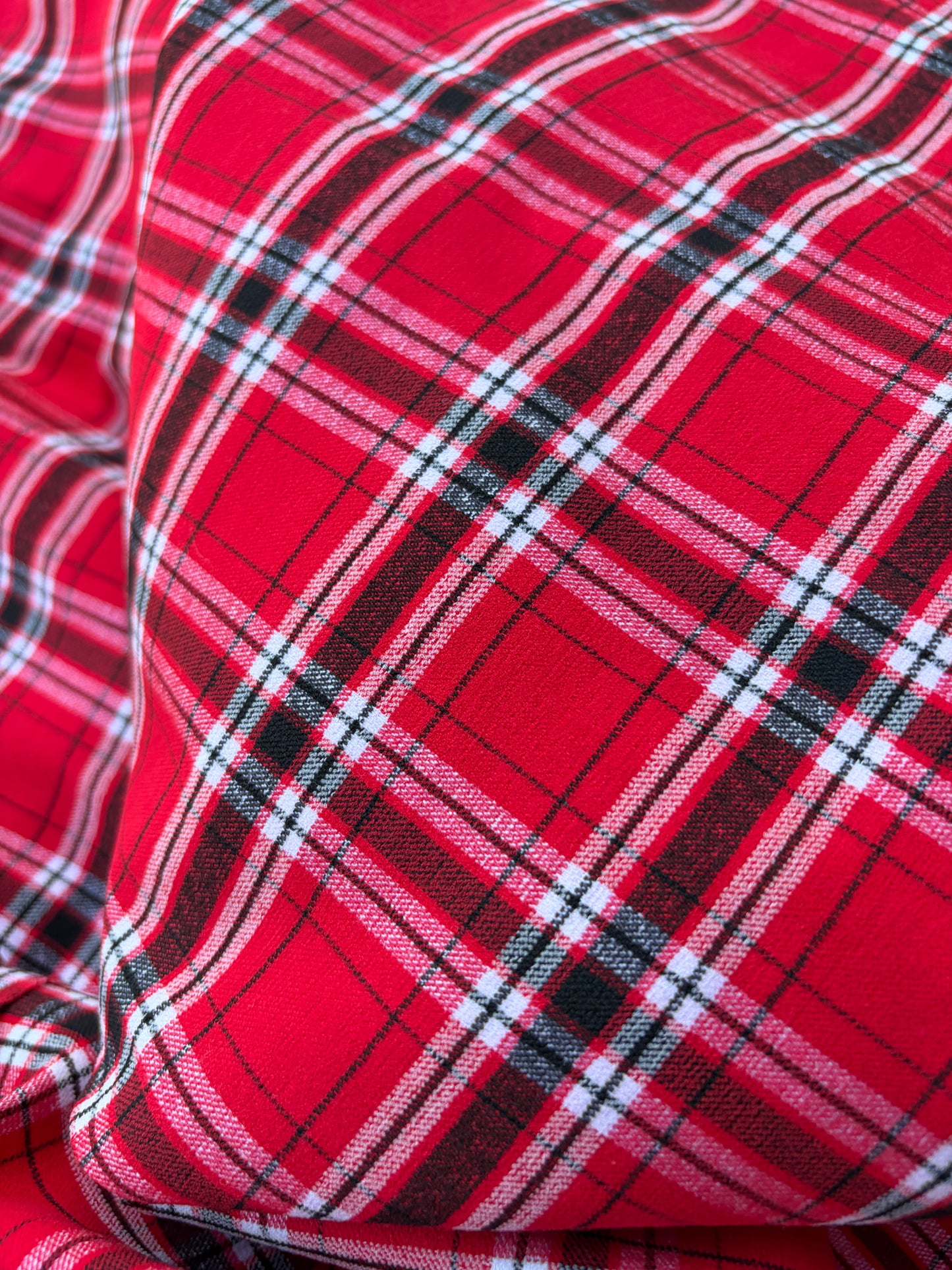 BART 027 red/white  classical checkered cotton bengaline