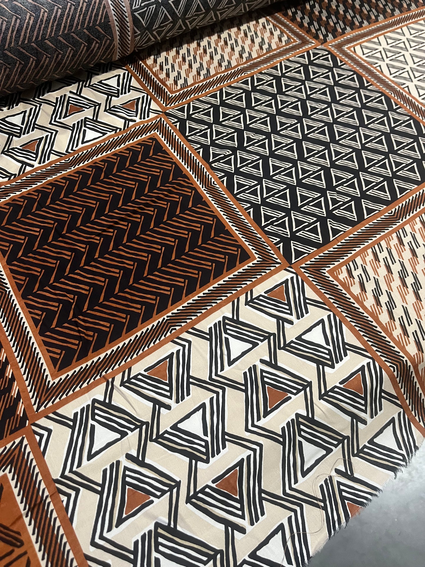 LOTTI 032 viscose fibrane ethnical patchwork