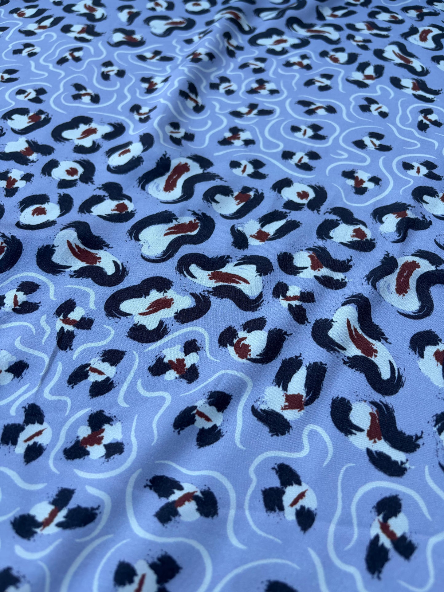 BART 038 steel blue animalier print viscose satin