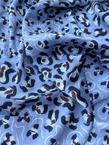 BART 038 steel blue animalier print viscose satin