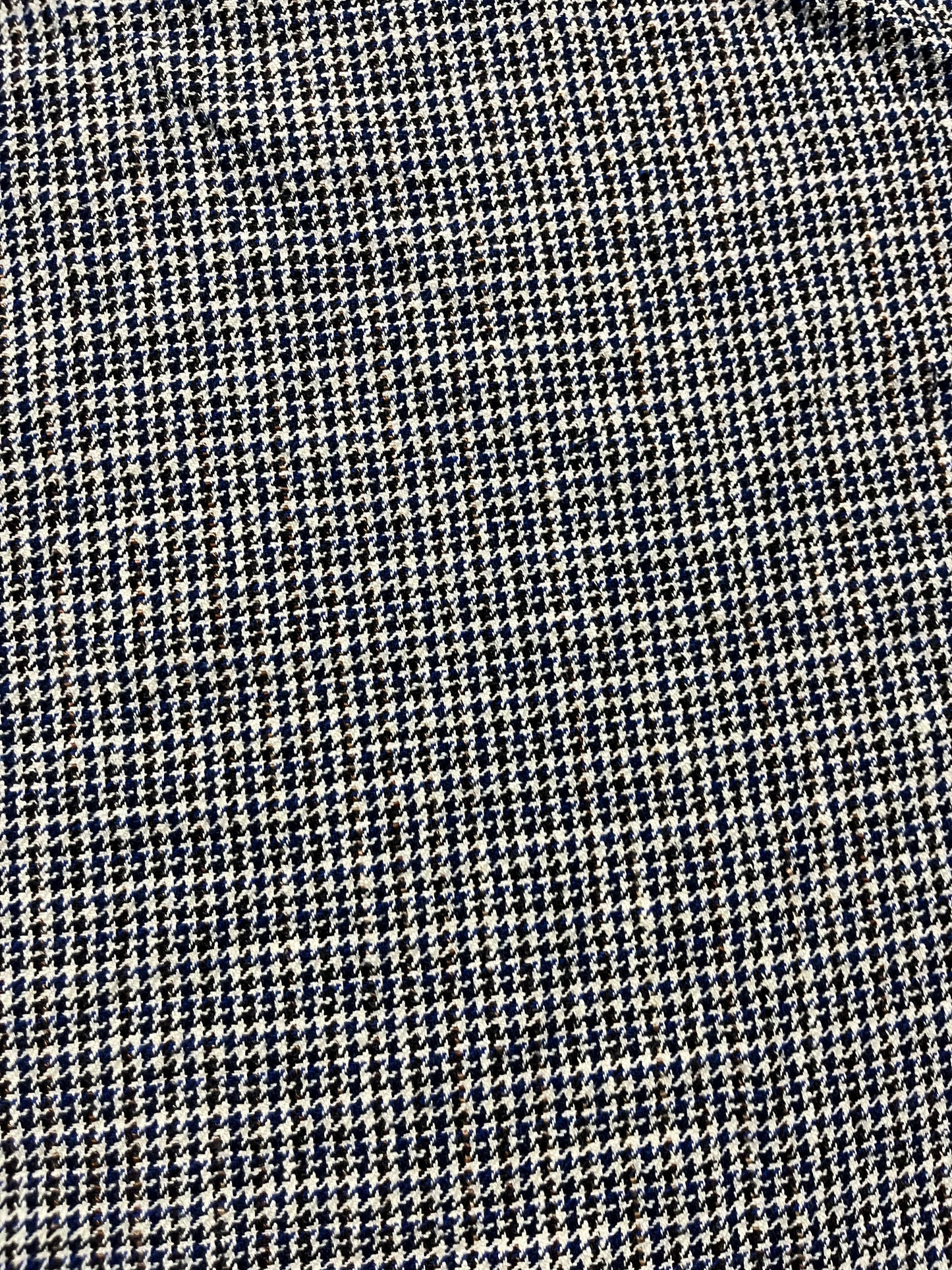 AGATHE 006 washed wool bouclette check vintage look