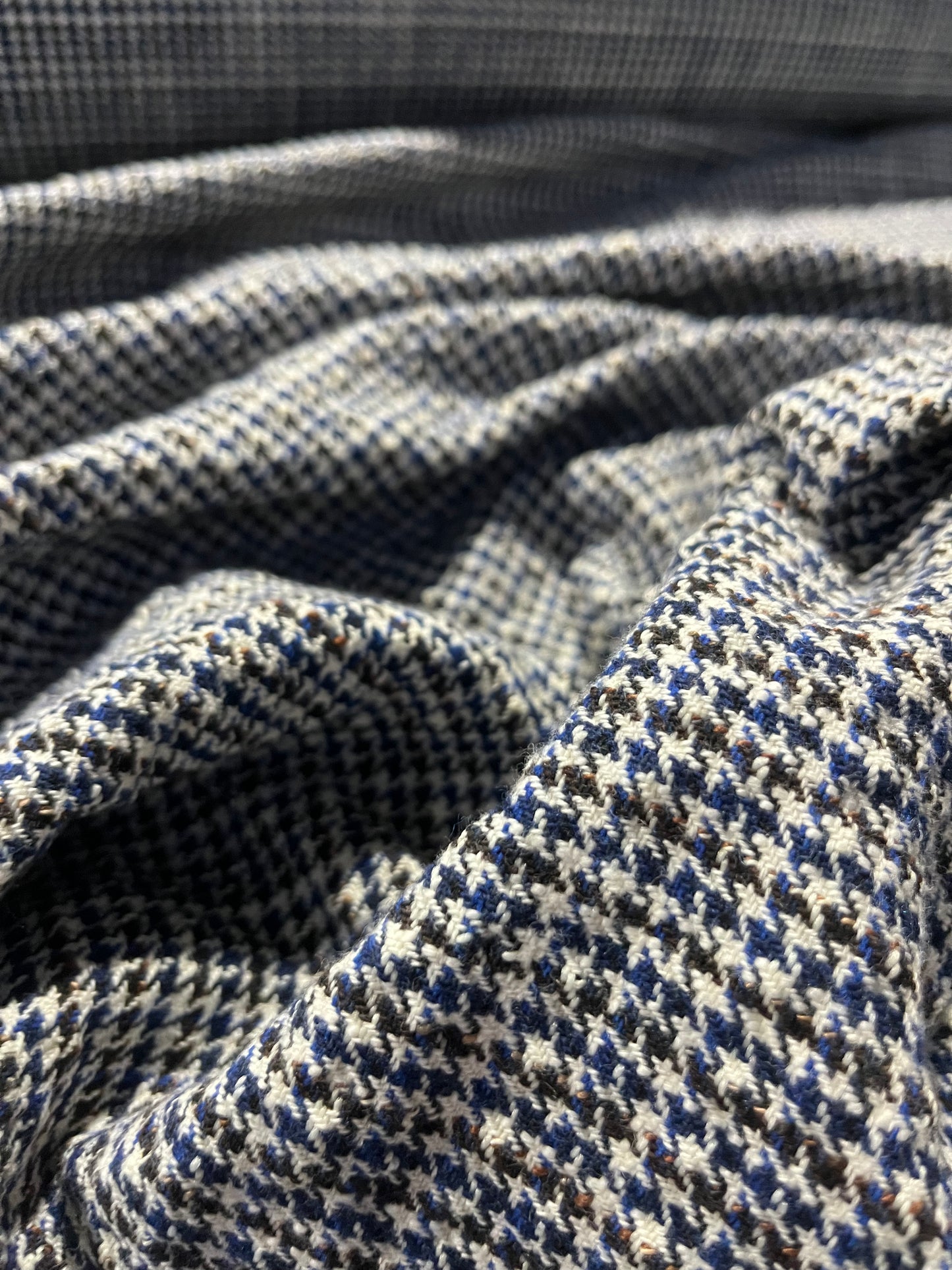 AGATHE 006 washed wool bouclette check vintage look