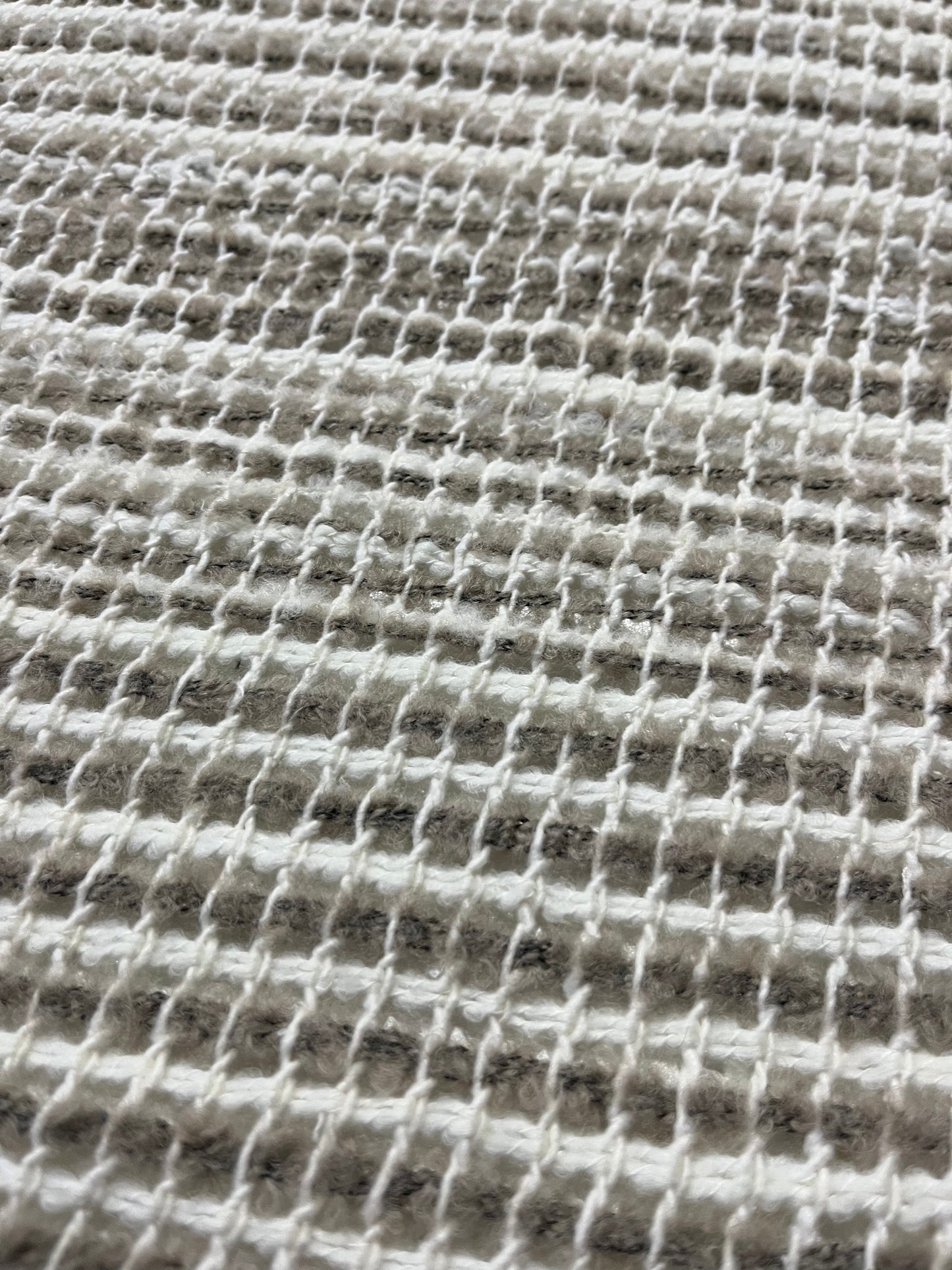 AGATHE 009 wool bouclette open weave sand