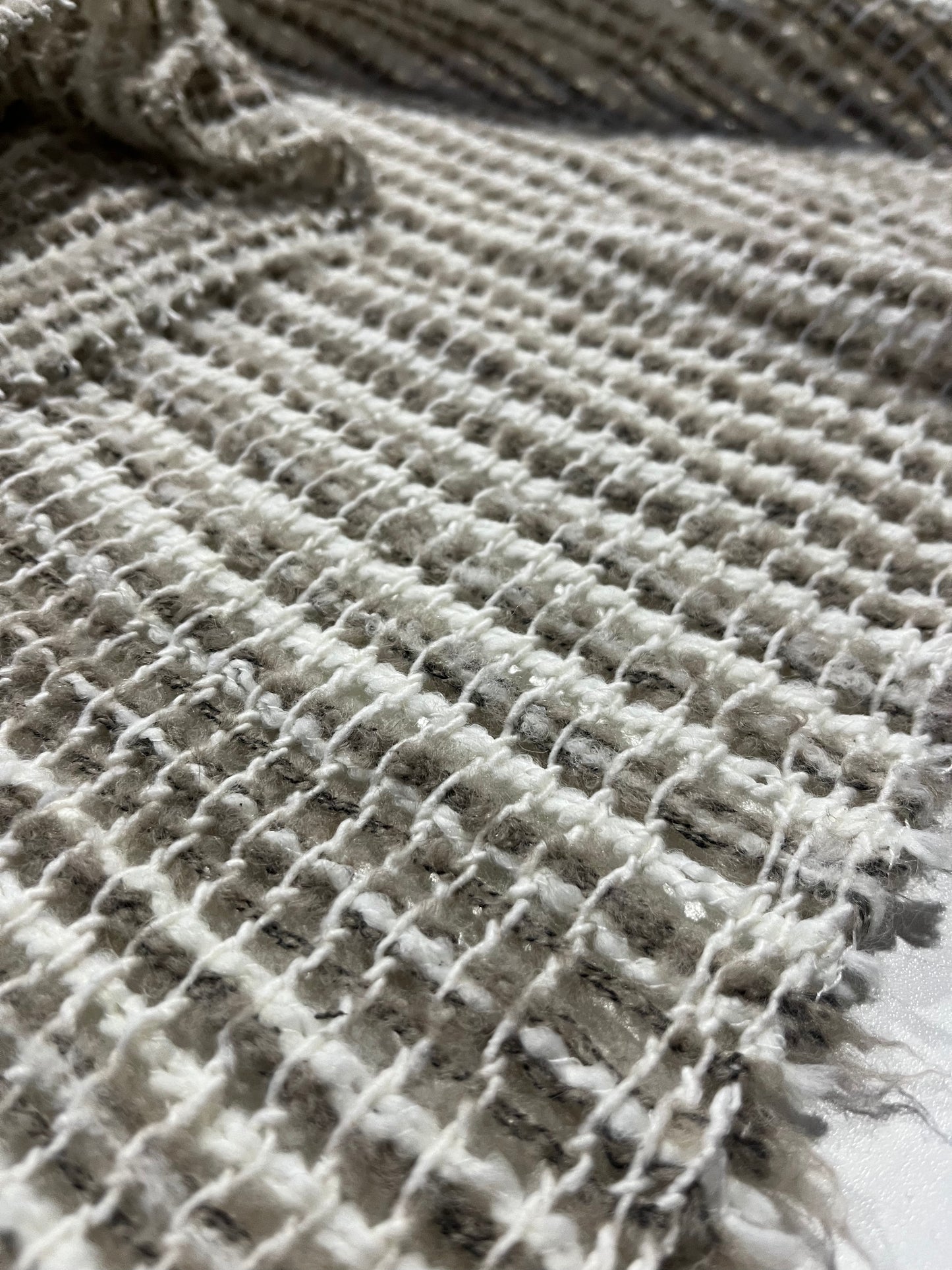 AGATHE 009 wool bouclette open weave sand