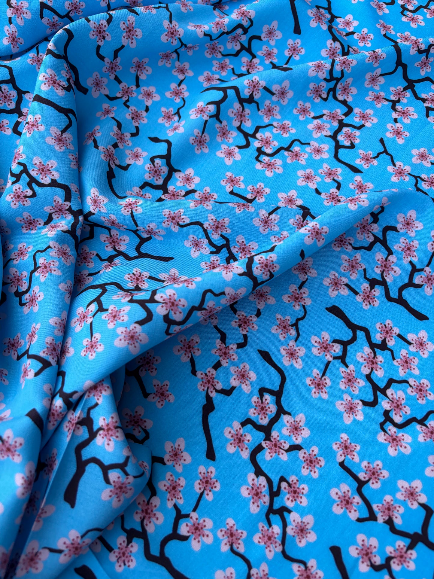BART 042 blue/pink blossom viscose print