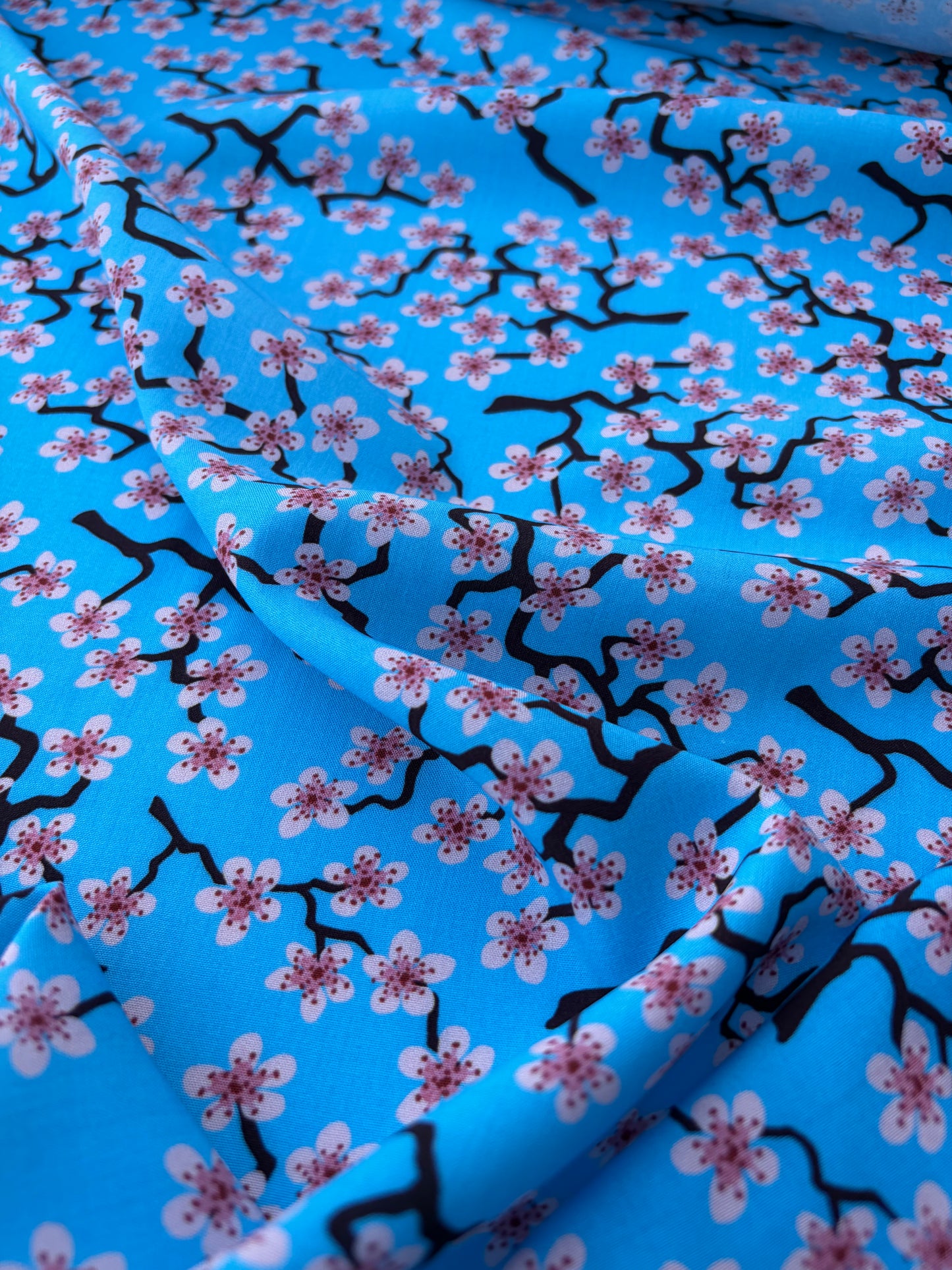 BART 042 blue/pink blossom viscose print