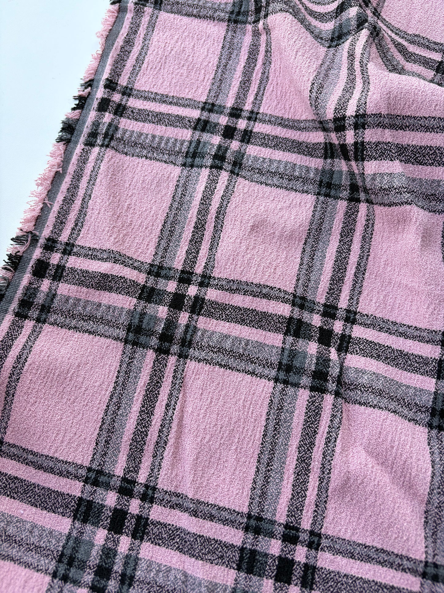 BART 043 dusty pink bi-stretch crêpe check
