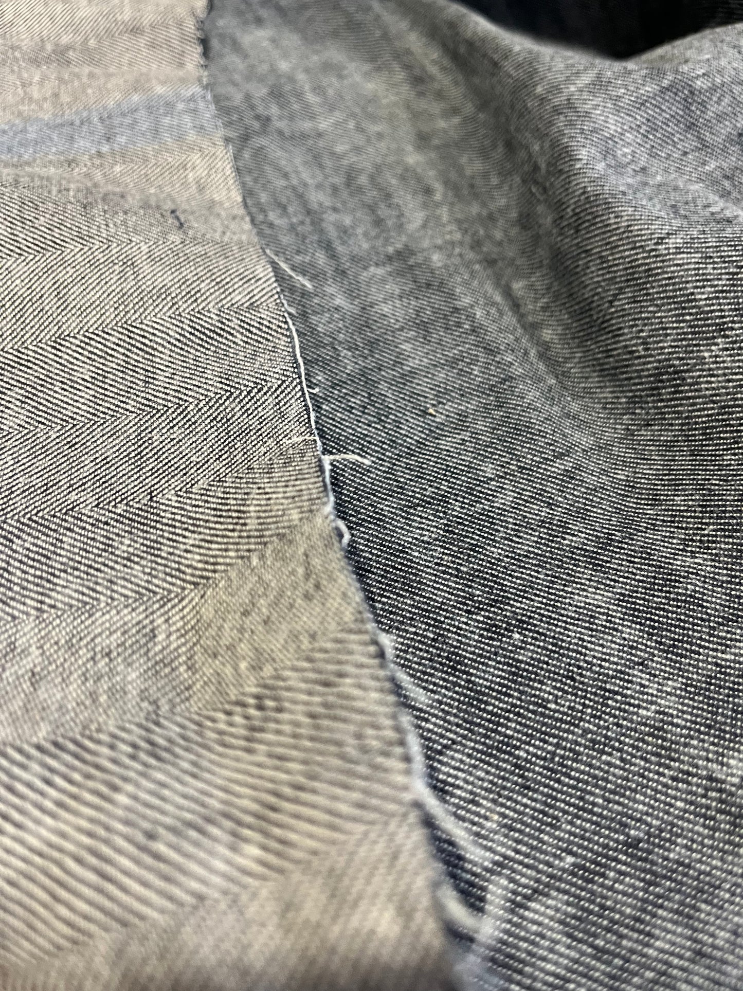 F001 Wool denim herringbone