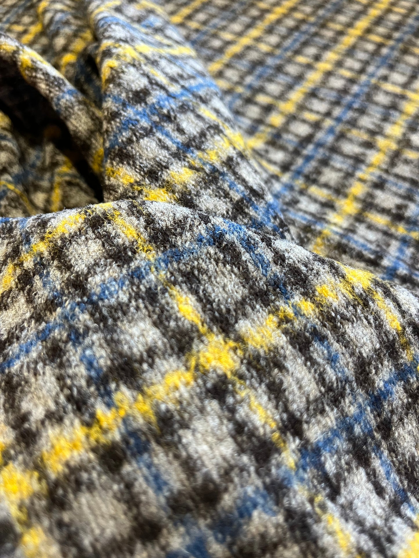 G02 Wool jersey check yellow/indigo