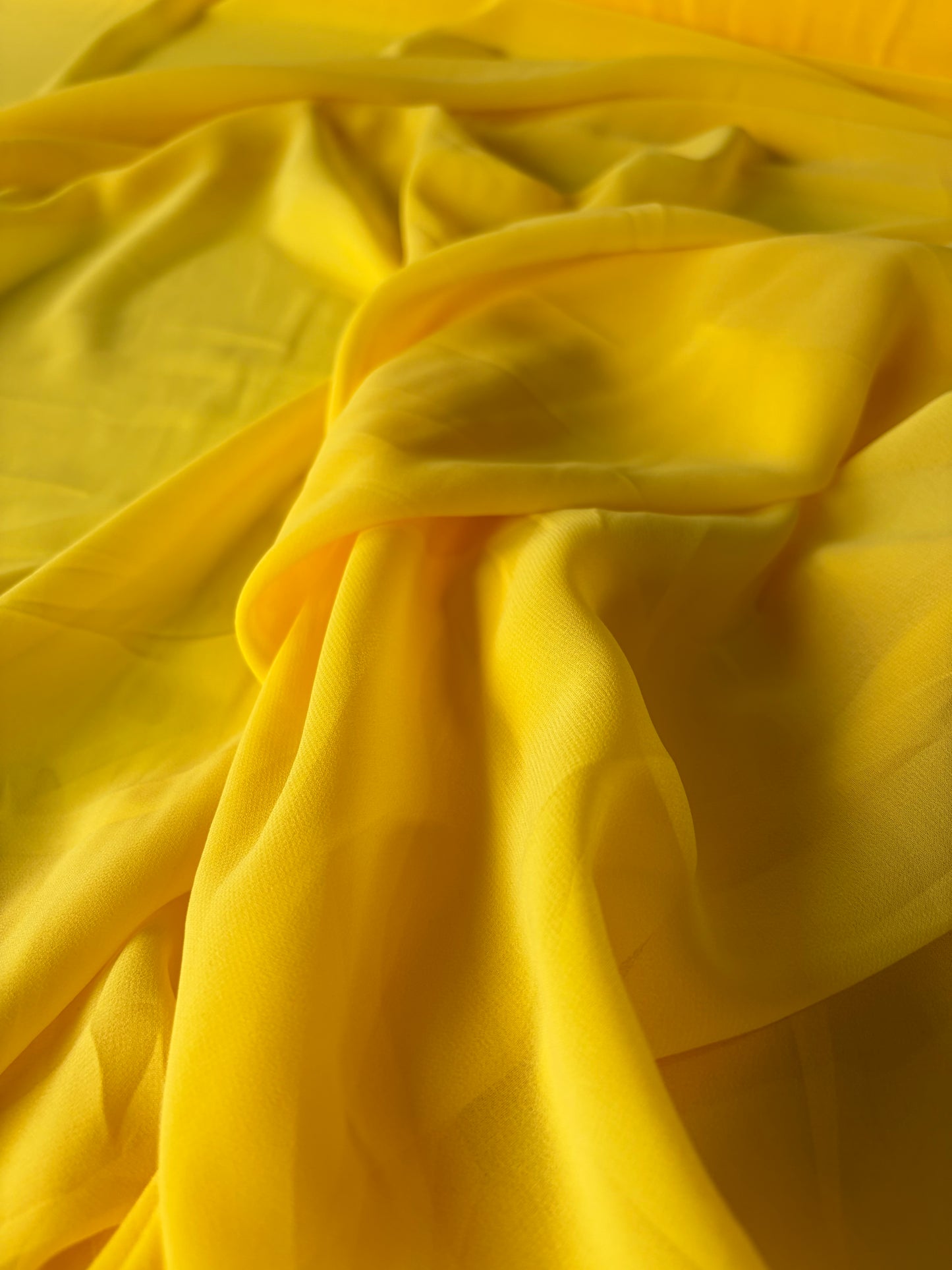 STAN 029 crêpe de chine yellow
