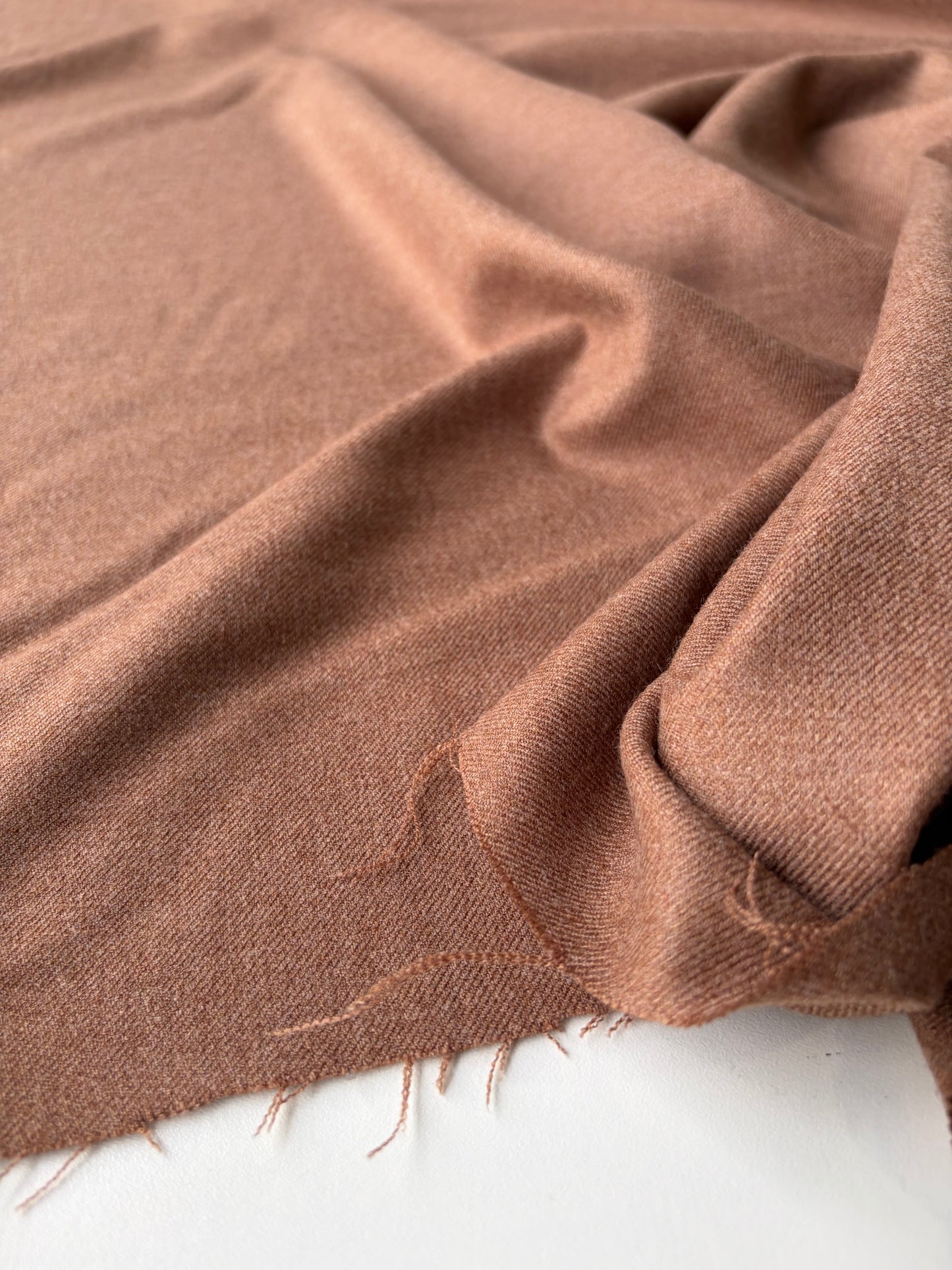 AMI 2.02 wool flannel stretch tabac