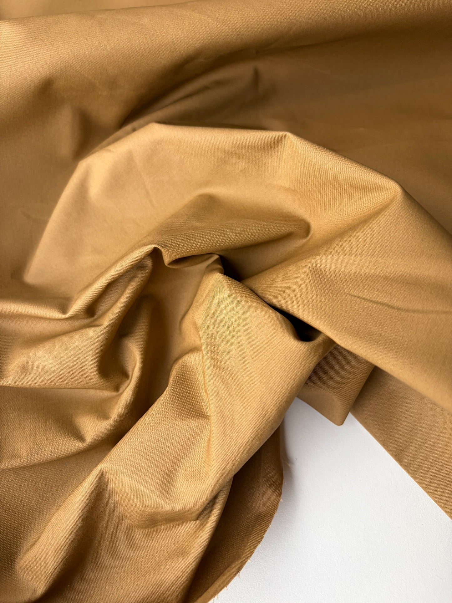 AMI 2.05 camel coloured cotton canvas with coating