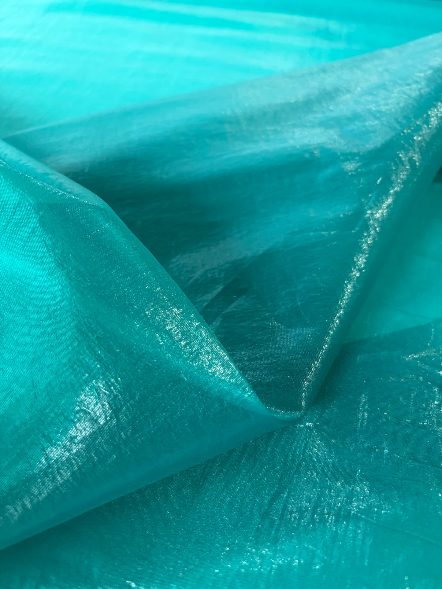 LC STAN 038 shiny transparent fabric turquoise